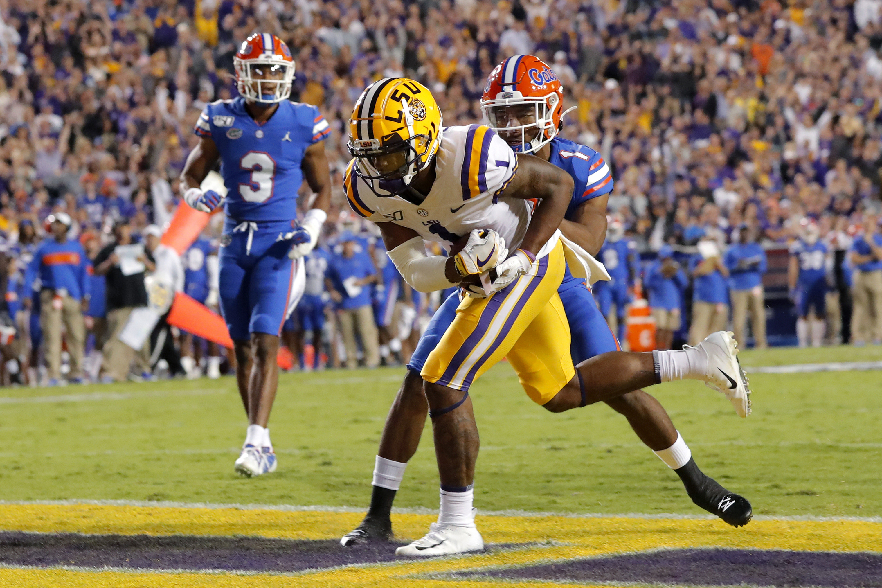 LSU football star receiver Ja'Marr Chase leaving early for NFL Draft