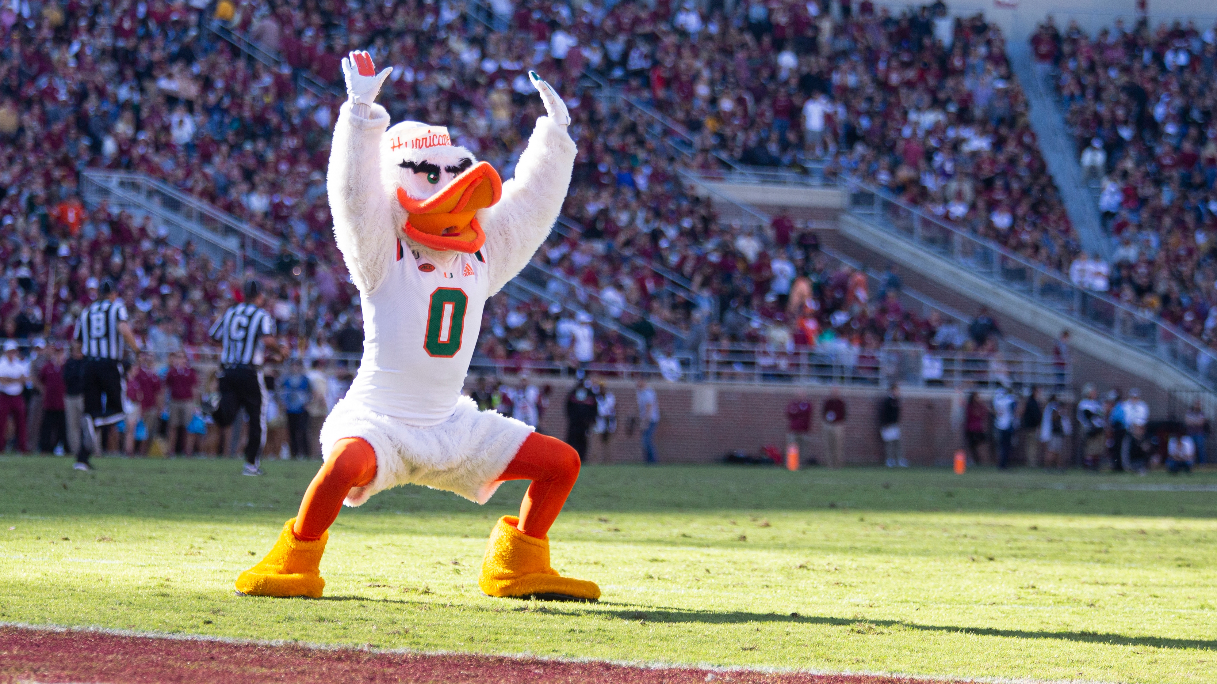 Inside the MIAMI HURRICANES' 81,000 Sq-ft FOOTBALL Facility Pt. 1