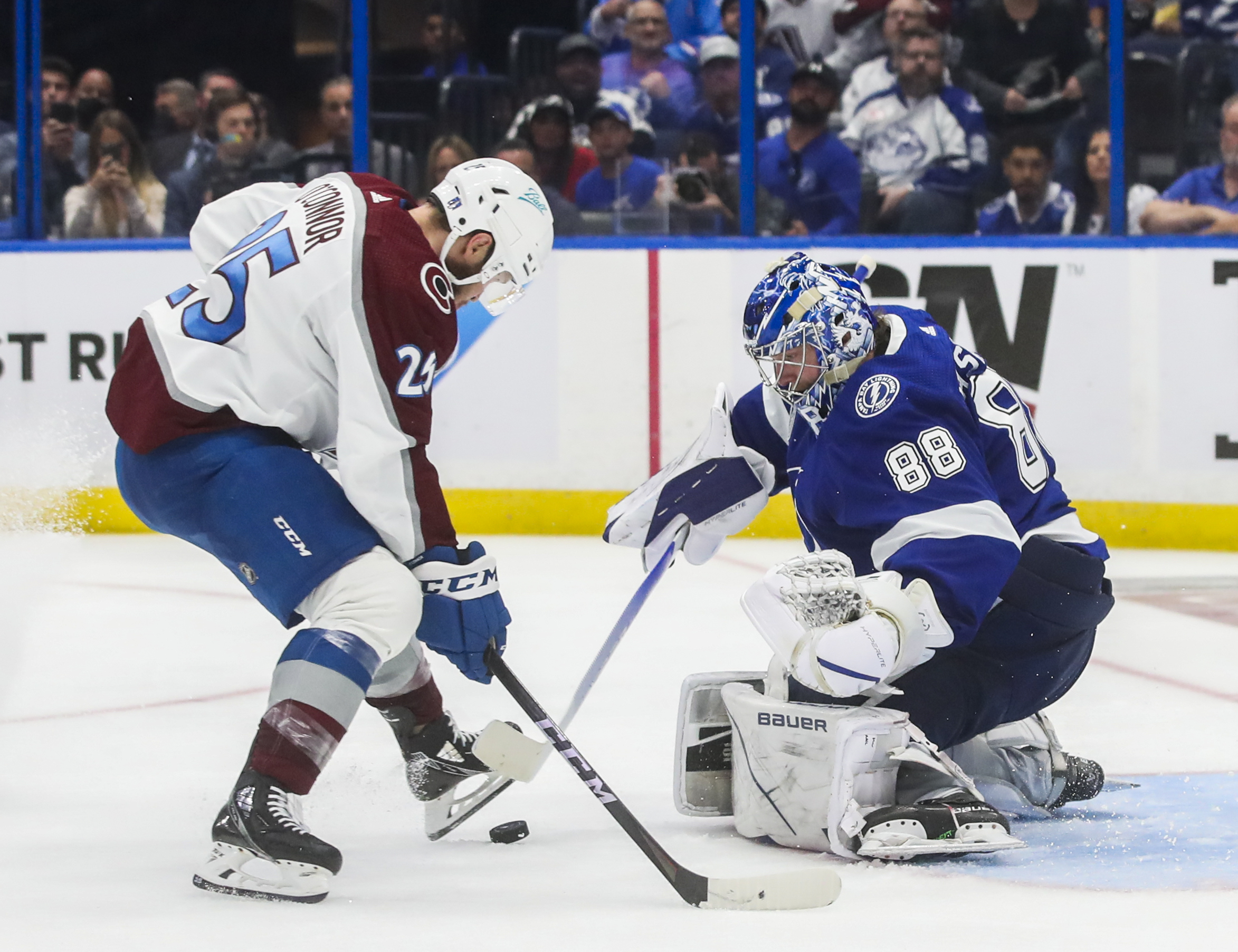 Ondrej Palat helps Bolts force Game 6 with clutch goal late in