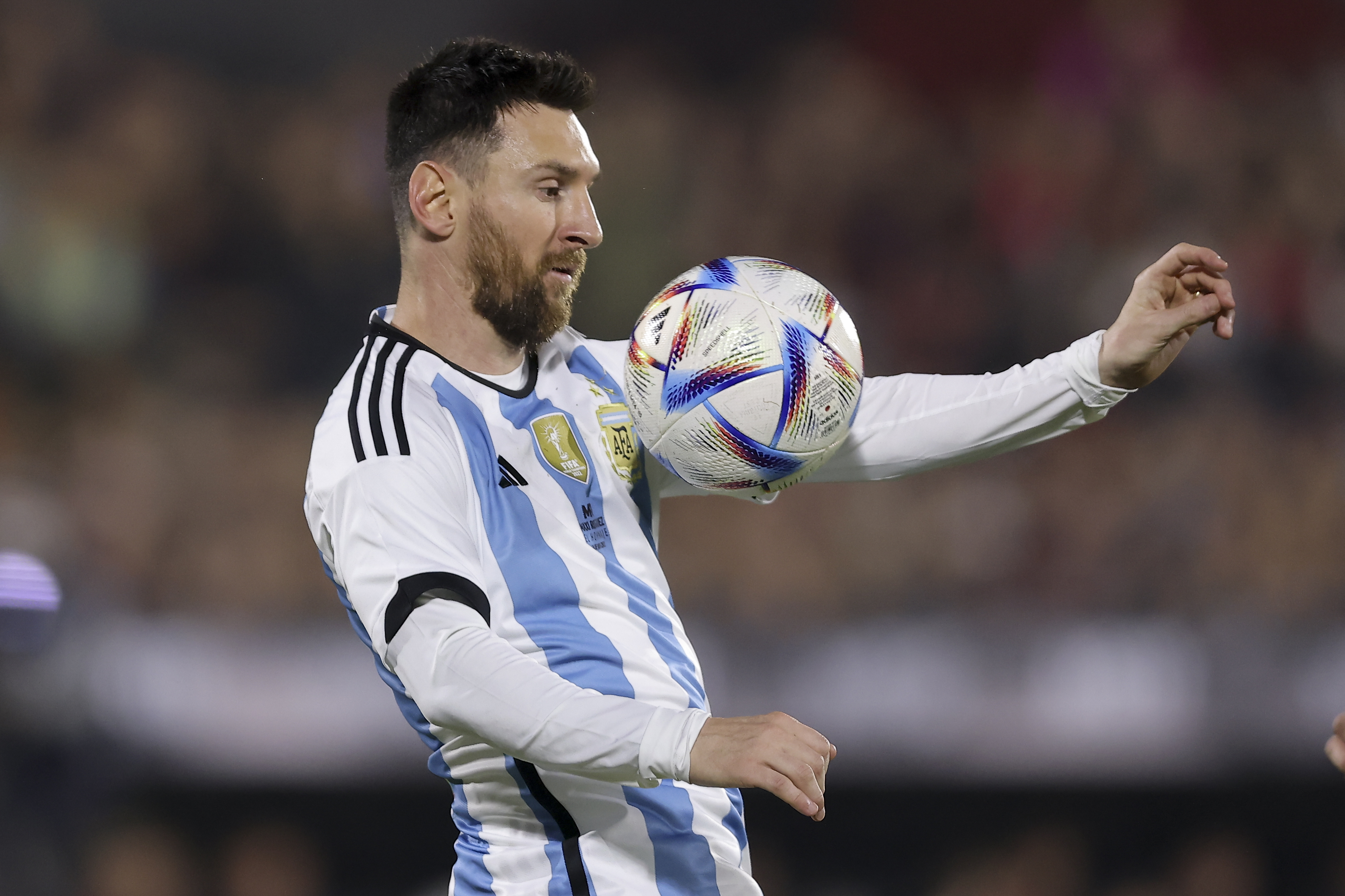 Messi calms the controversies and rumours of the press