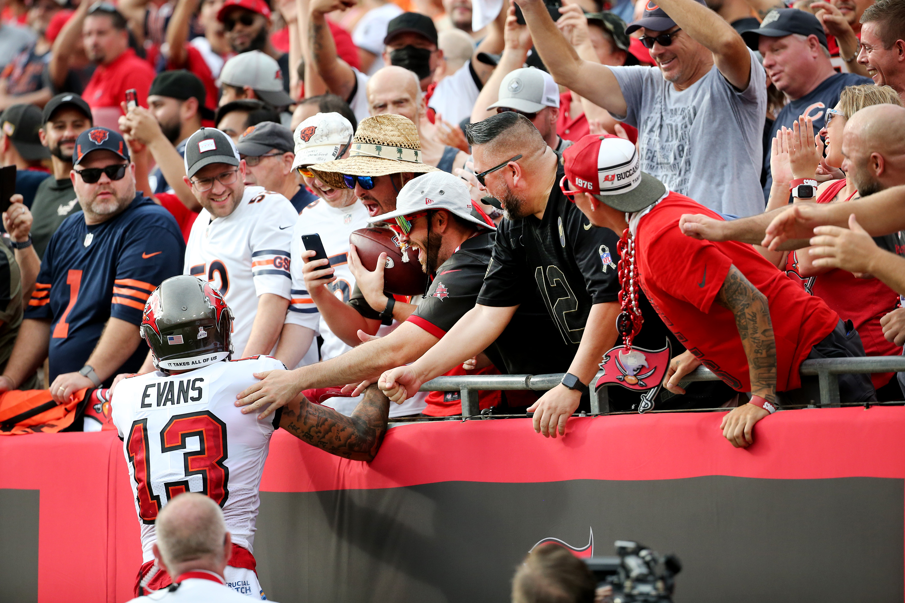 Tom Brady's 600th TD ball nets Buccaneers fan plenty of swag