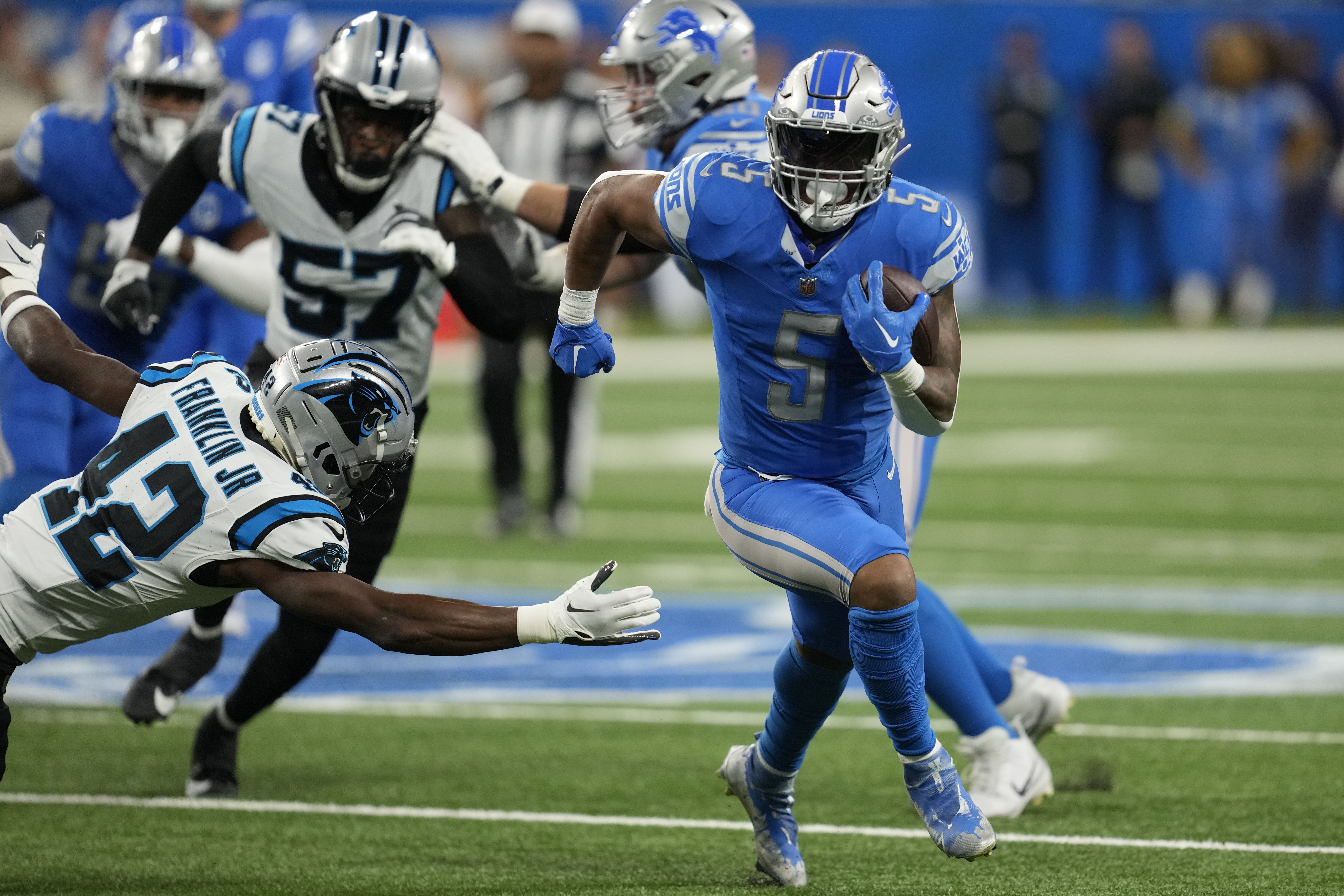 Jared Goff & Lions Visit the Buccaneers in Week 6, Creamsicle Jerseys,  In-Depth Analysis