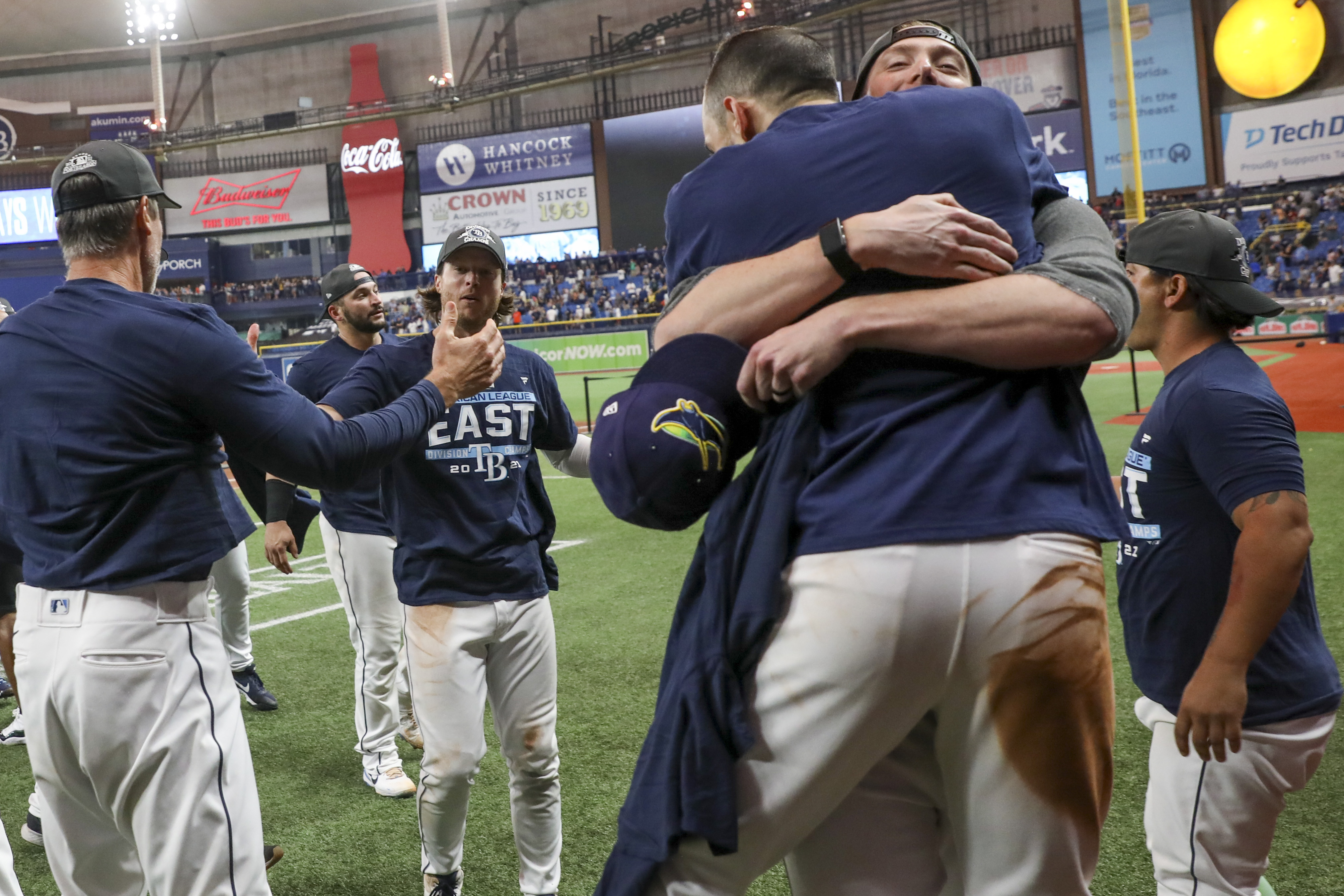 Rays clinch 2nd straight AL East title, beat Marlins 7-3