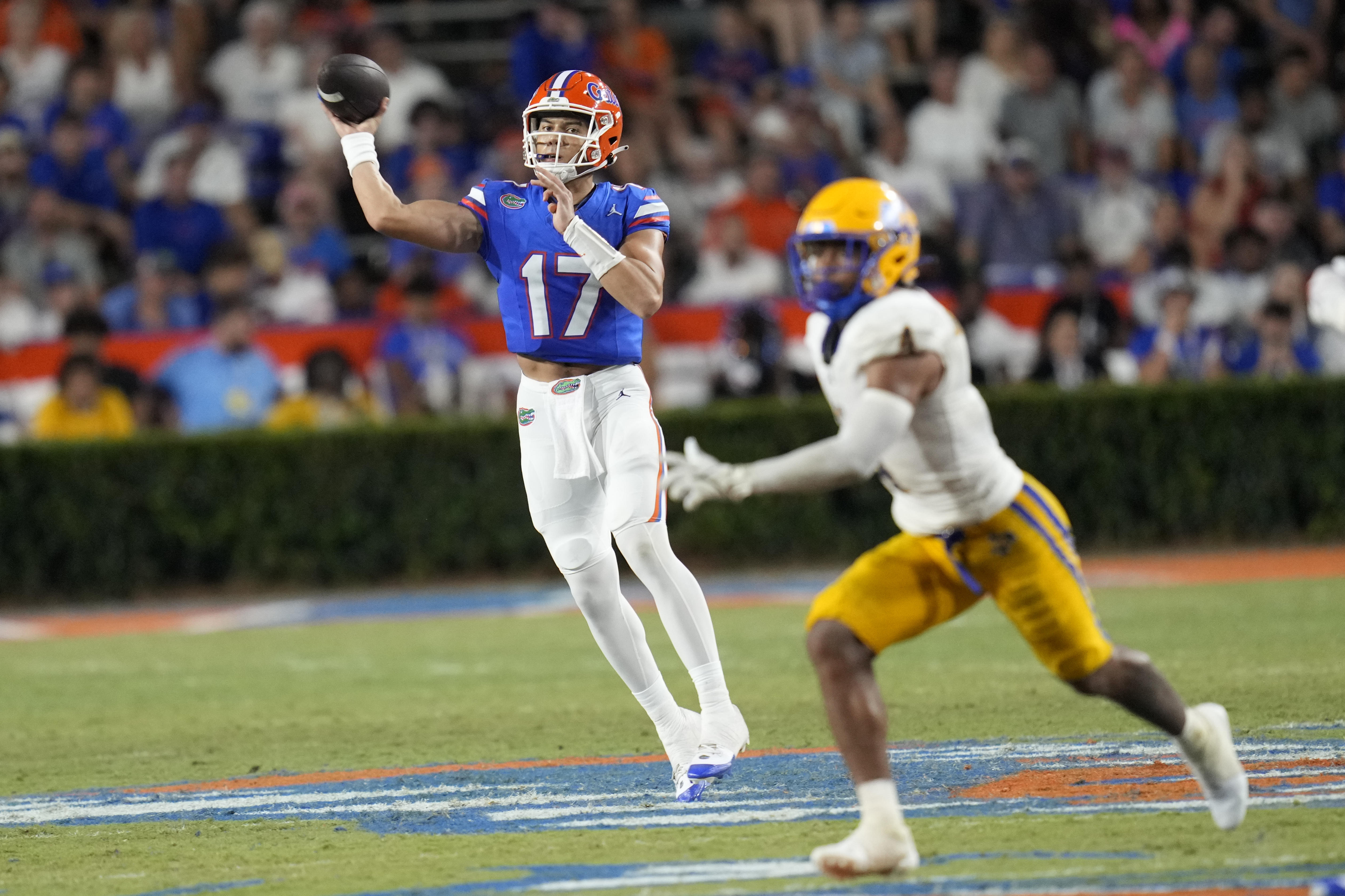 5 things to know about Florida Gators quarterback Max Brown