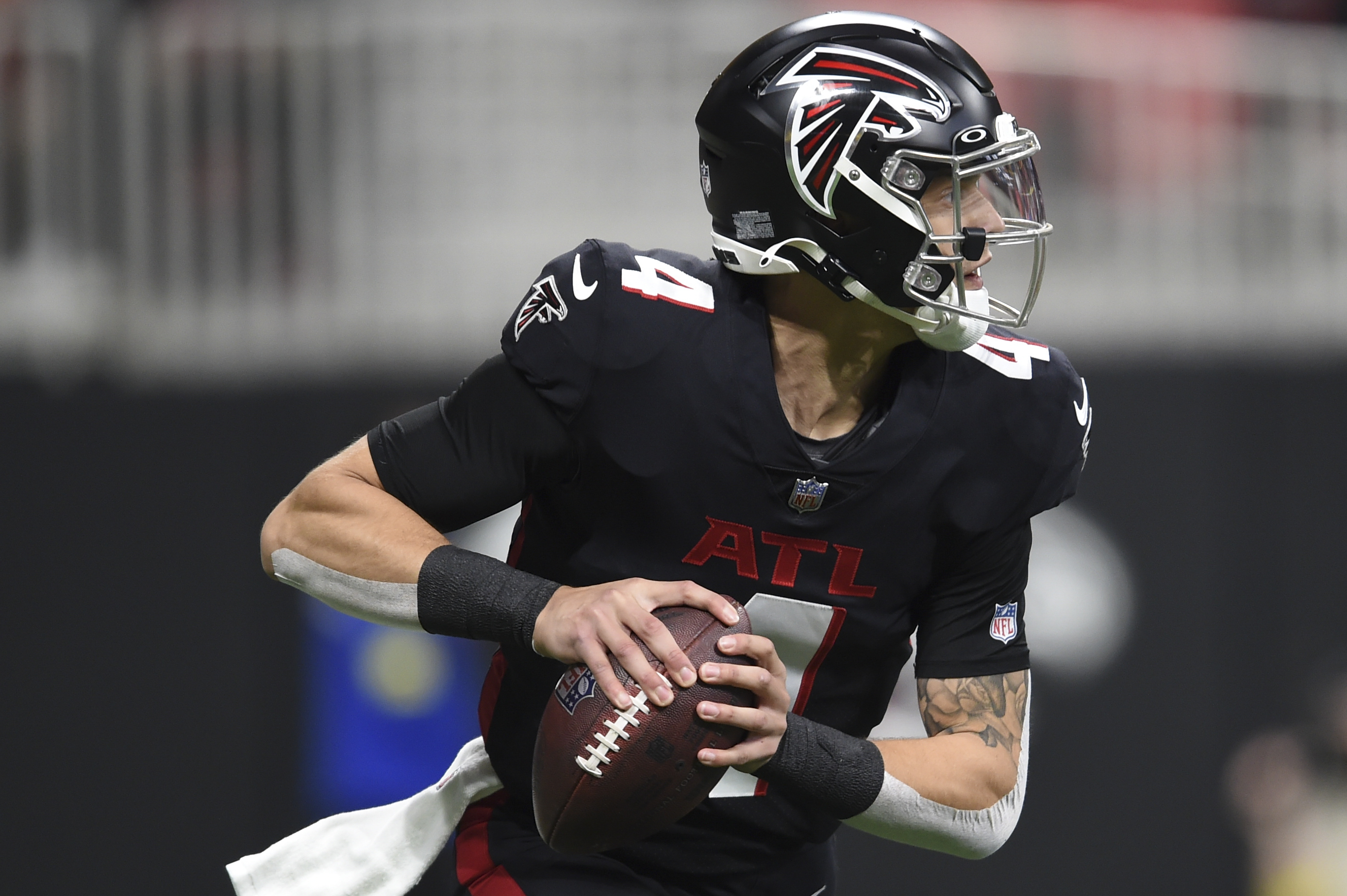 Tampa Bay Buccaneers running back Rachaad White (29) lines up during the  first half of an NFL football game against the Atlanta Falcons, Sunday,  Jan. 8, 2023, in Atlanta. The Atlanta Falcons