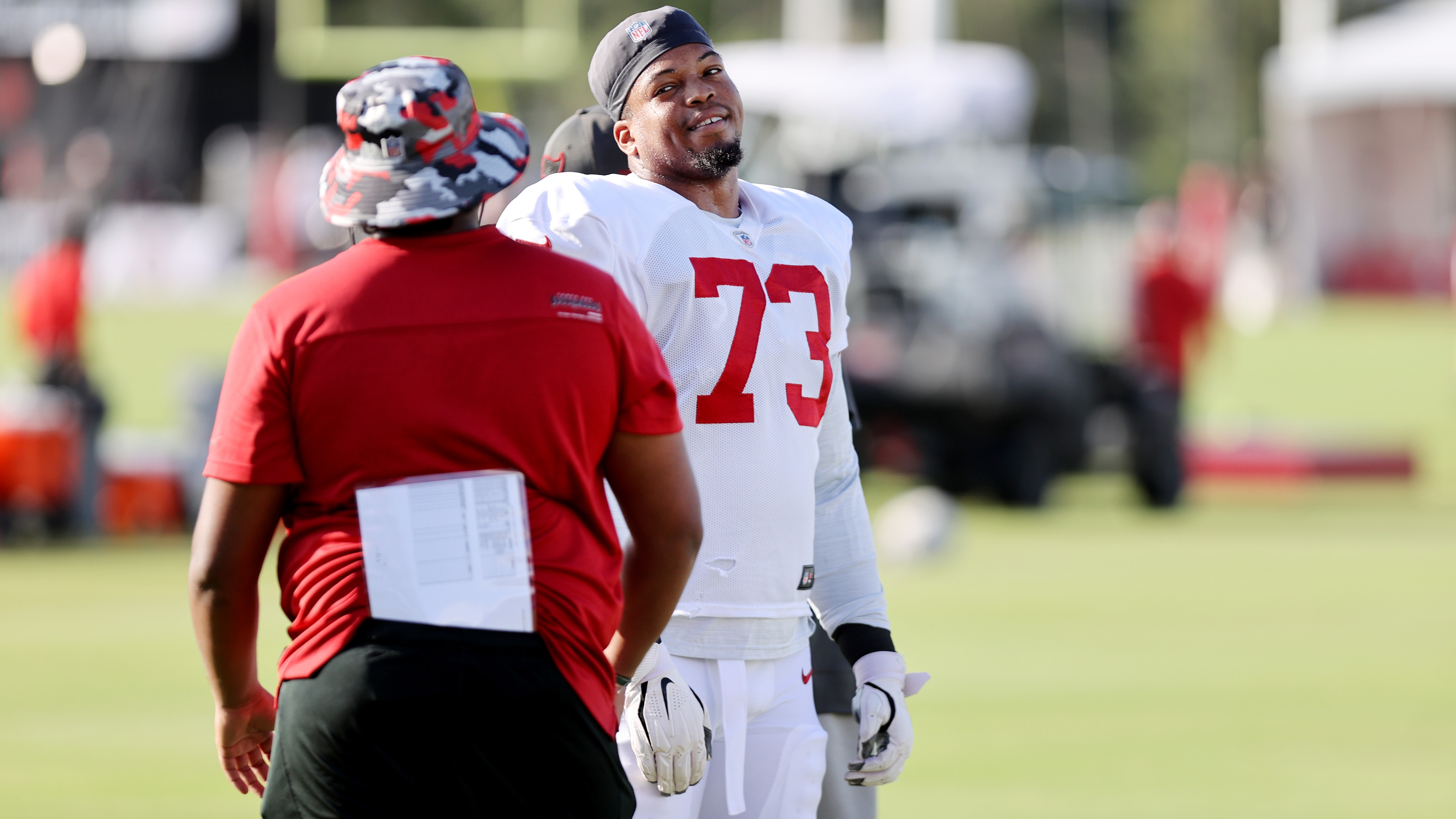 Tampa Bay Buccaneers LT Josh Wells, DT Akiem Hicks leave win over