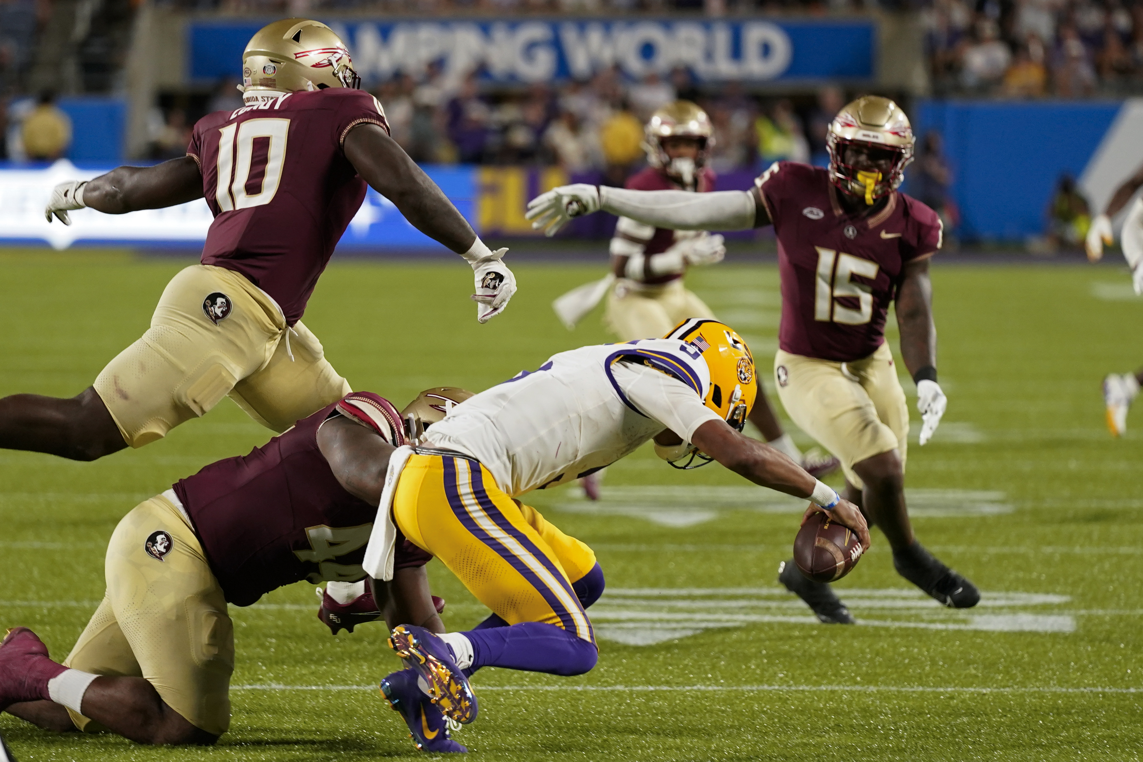 Florida State vs. LSU: More than 60K college football fans are