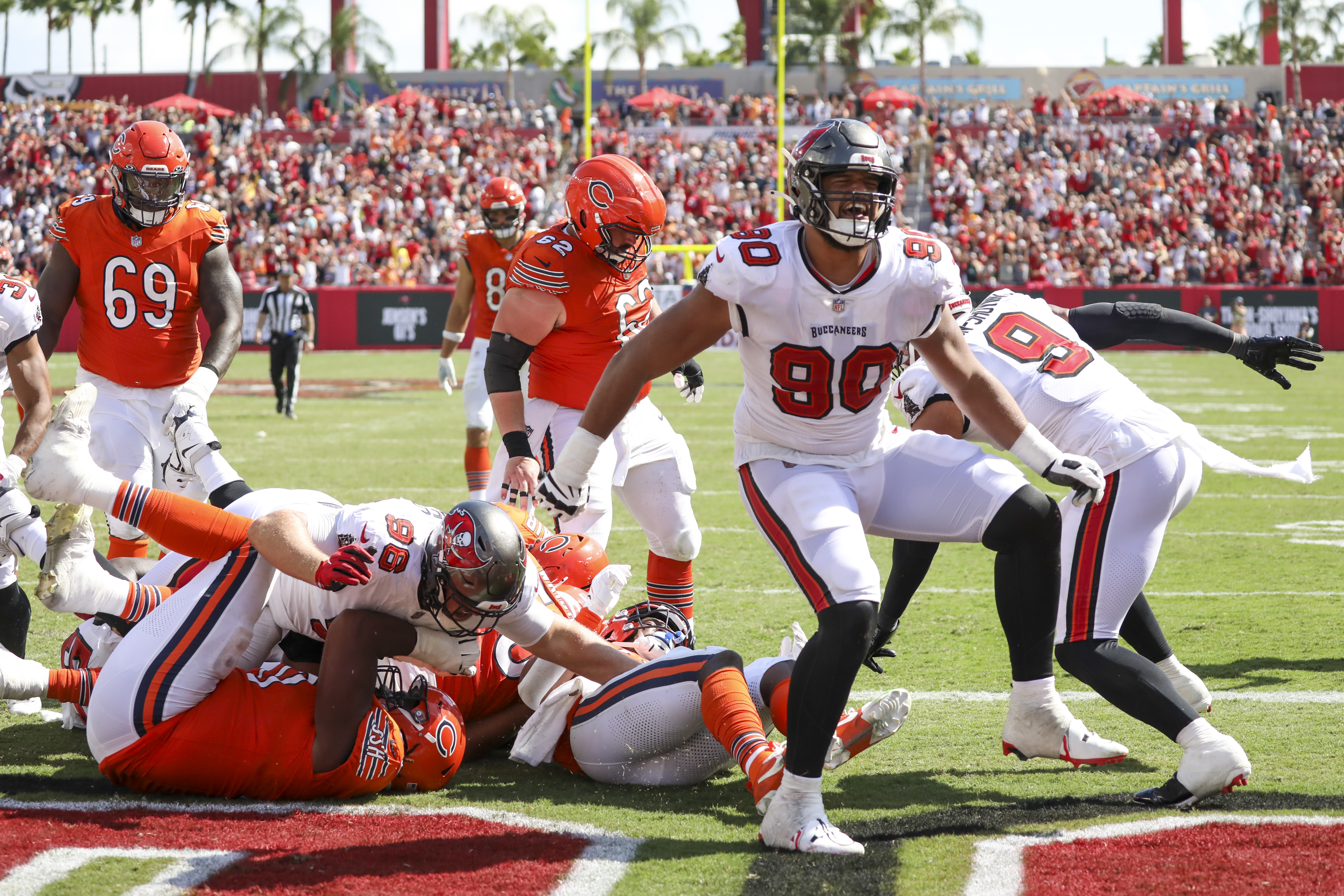 Chicago Bears Vs Buccaneers September 17th 2023 Battle In The Bay