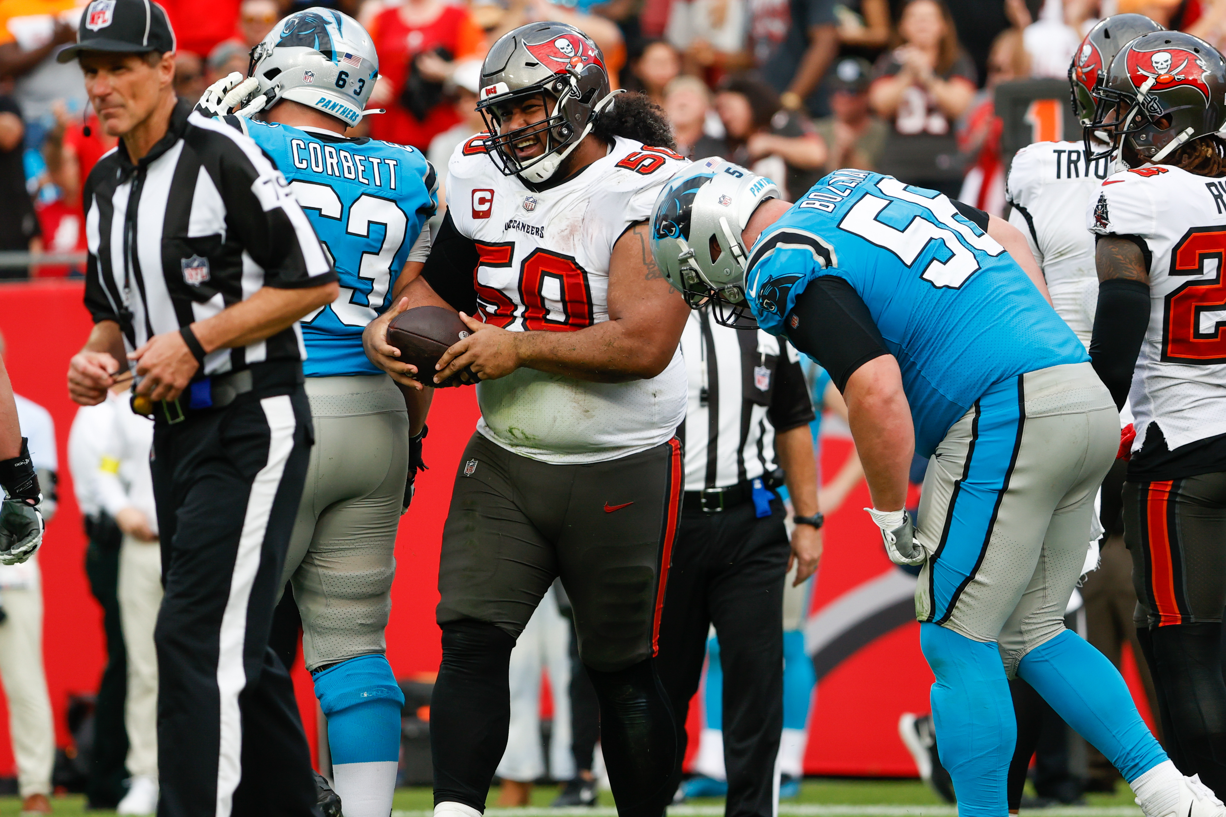 Vita Vea had a tough time swapping jerseys with Jordan Mailata