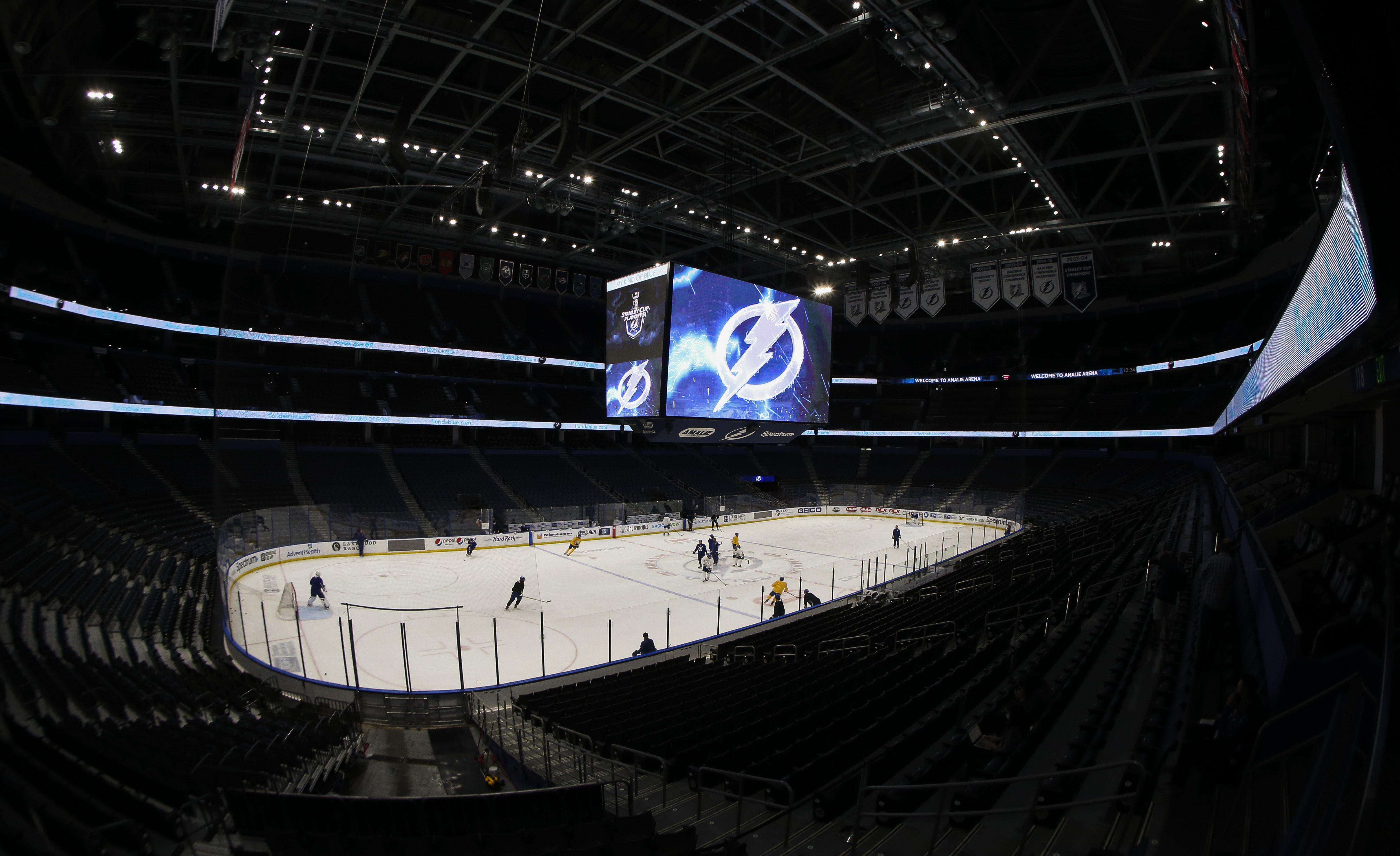 Tampa Bay Lightning - It's Pride Night at Amalie Arena! 📝:  tbl.co/phi-vstbl3-7