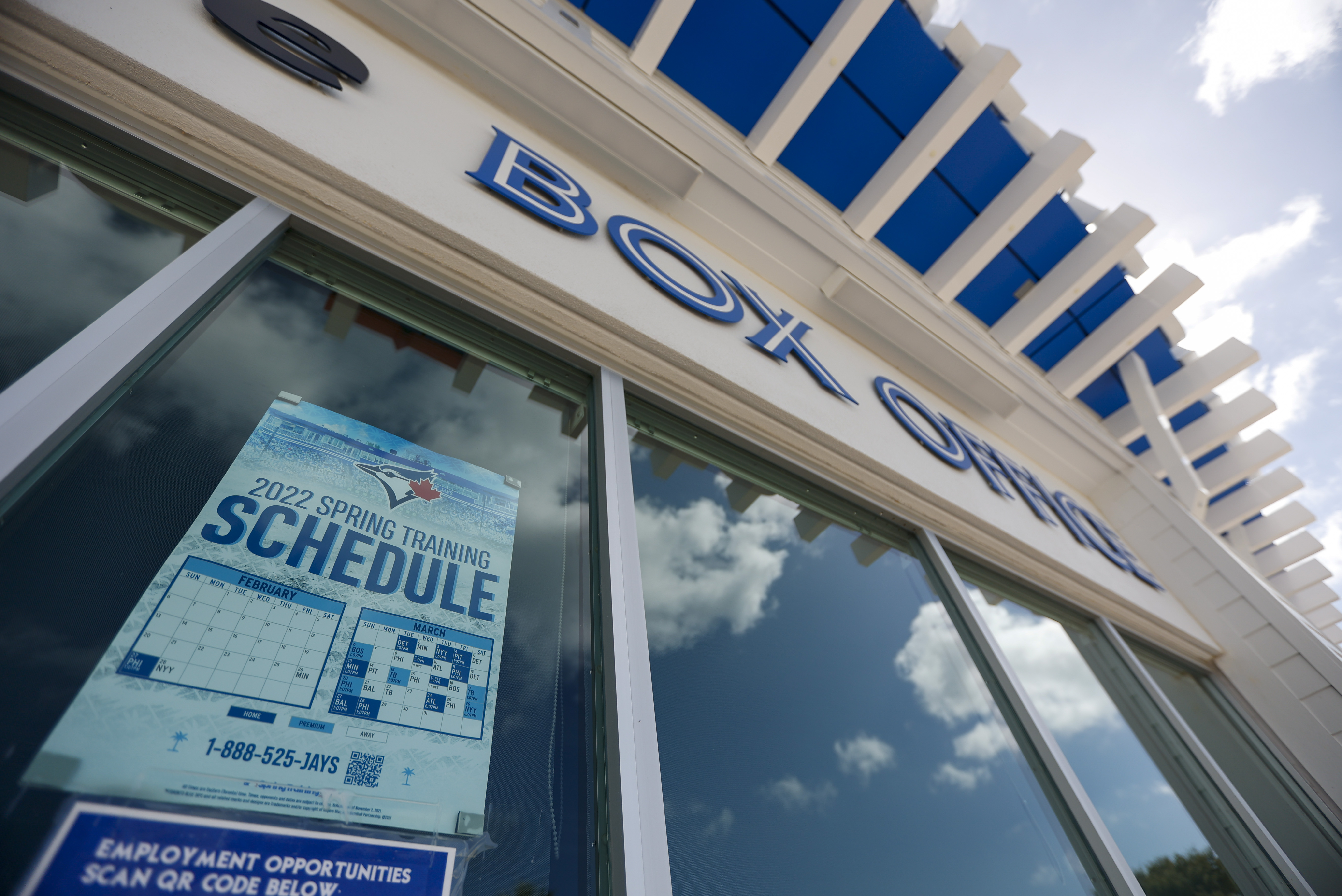 Blue Jays Fan Fest draws big crowd to TD Ballpark, North County