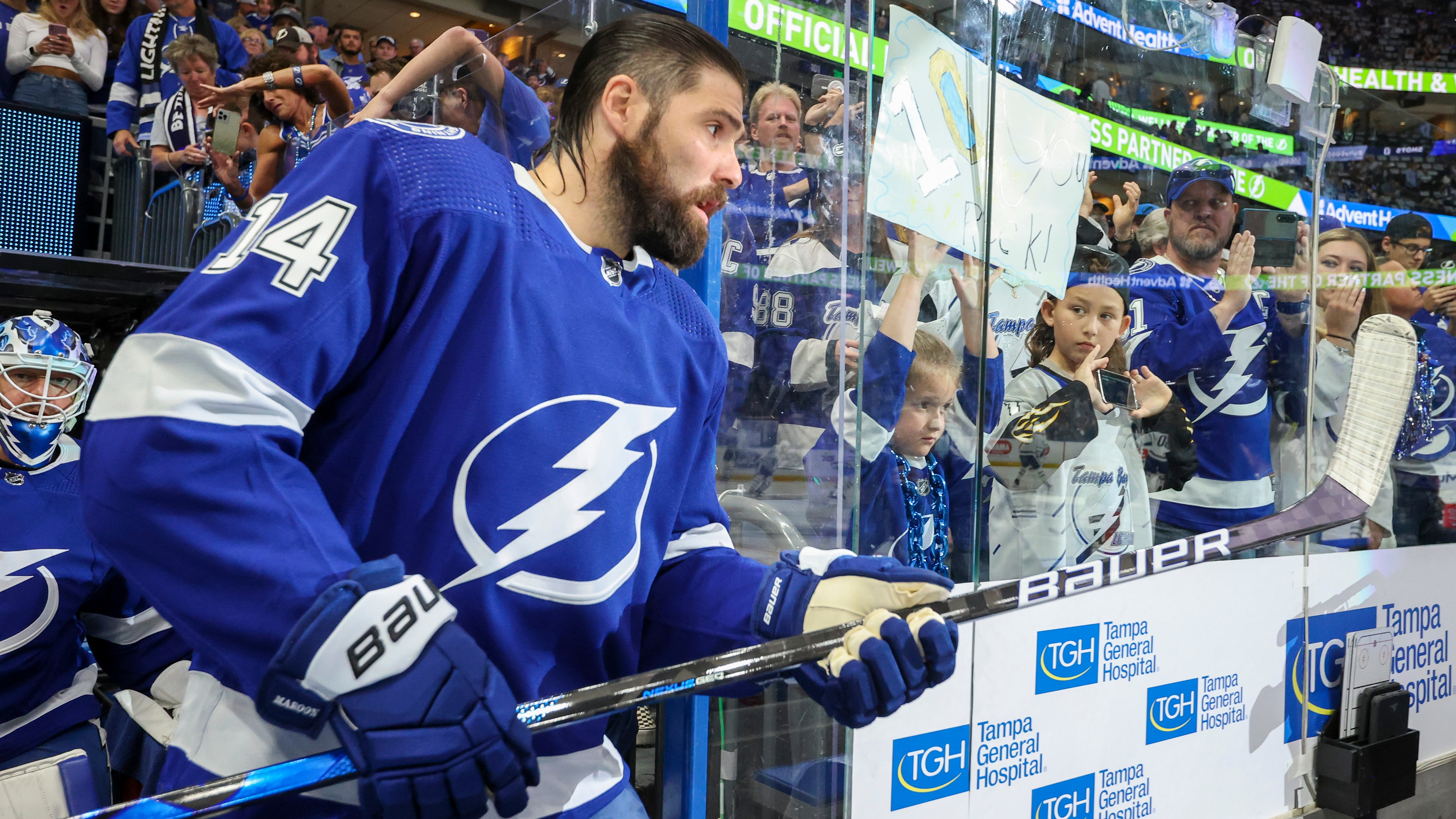 NHL free agency: Patrick Maroon signs with Blues