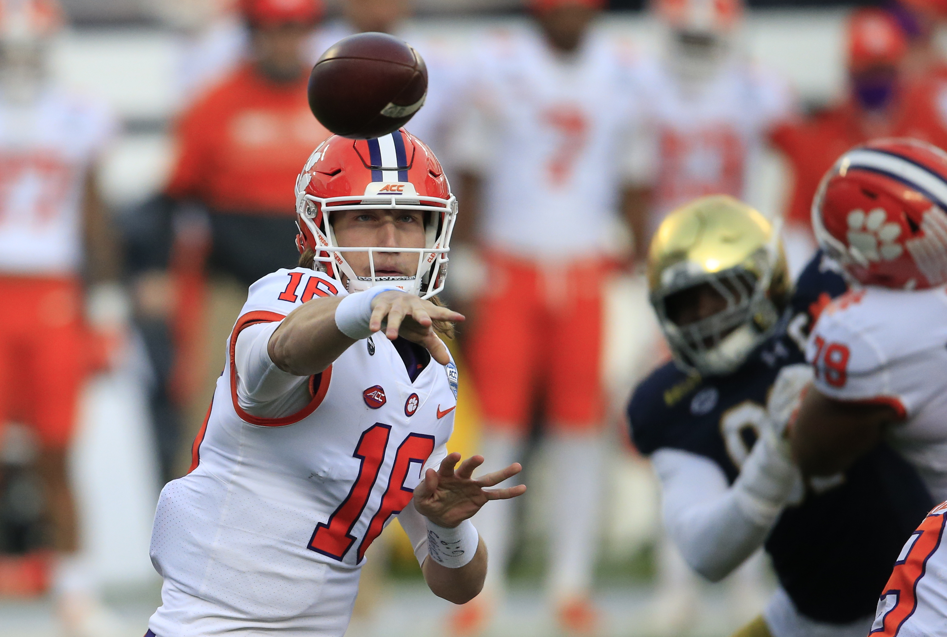 Bigger Heisman favorite: Mac Jones, Trevor Lawrence or Kyle Trask?