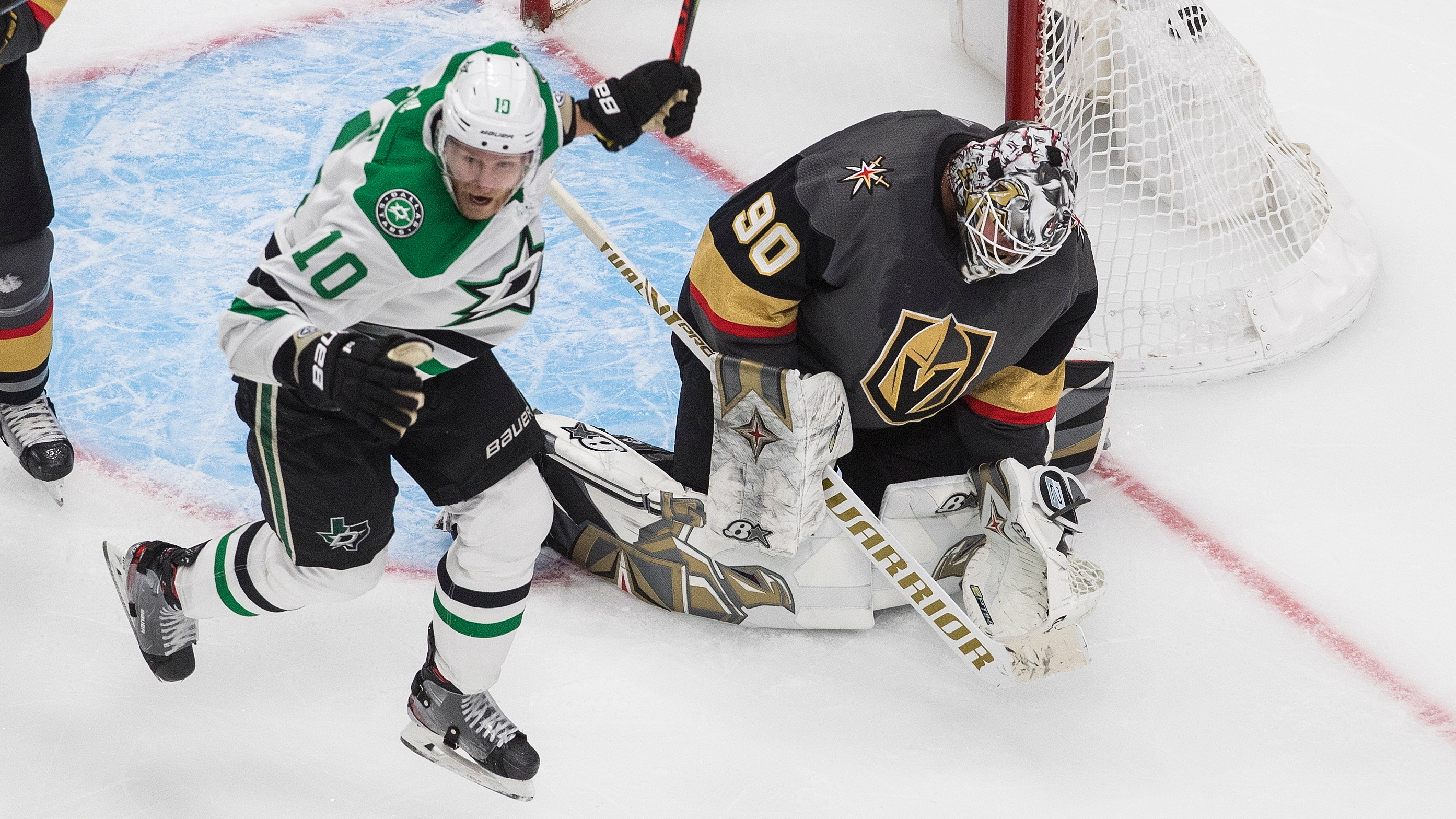 Benn's 2nd goal in OT pushes Dallas Stars past Lightning 3-2