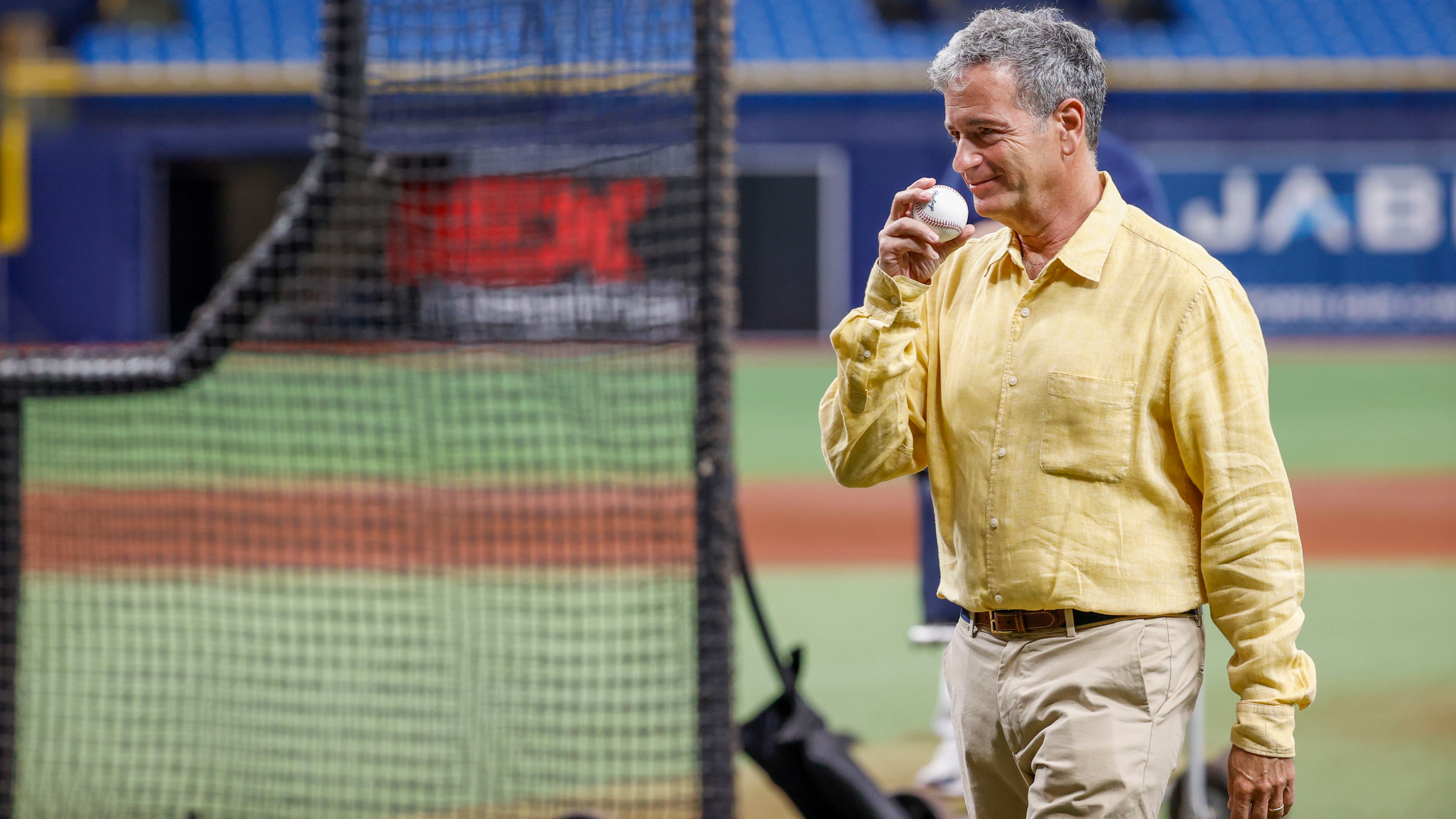 Tampa Bay Rays owner Stuart Sternberg, left, talks to St