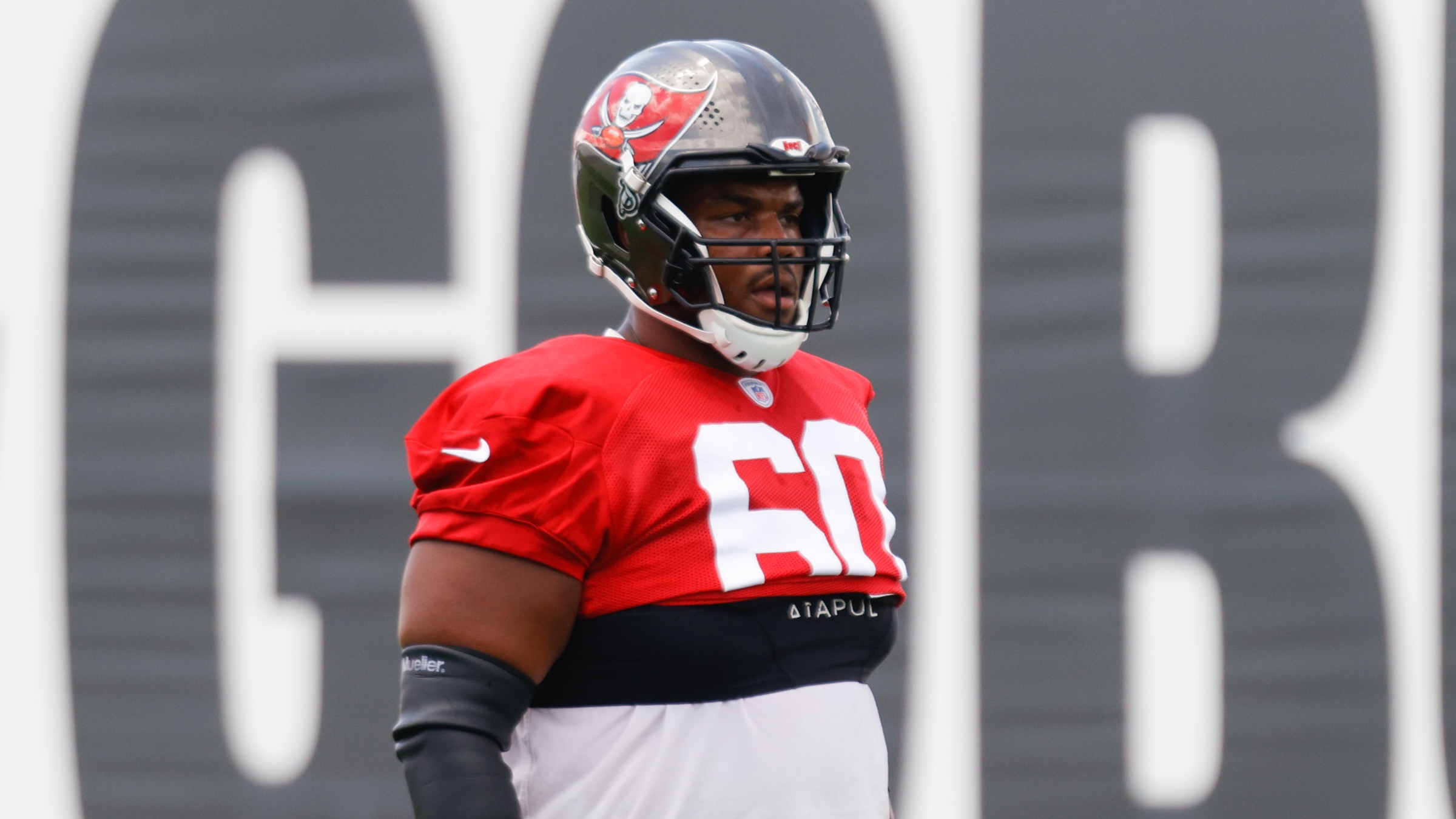 Bucs hope return to right tackle bolsters Luke Goedeke, offensive line