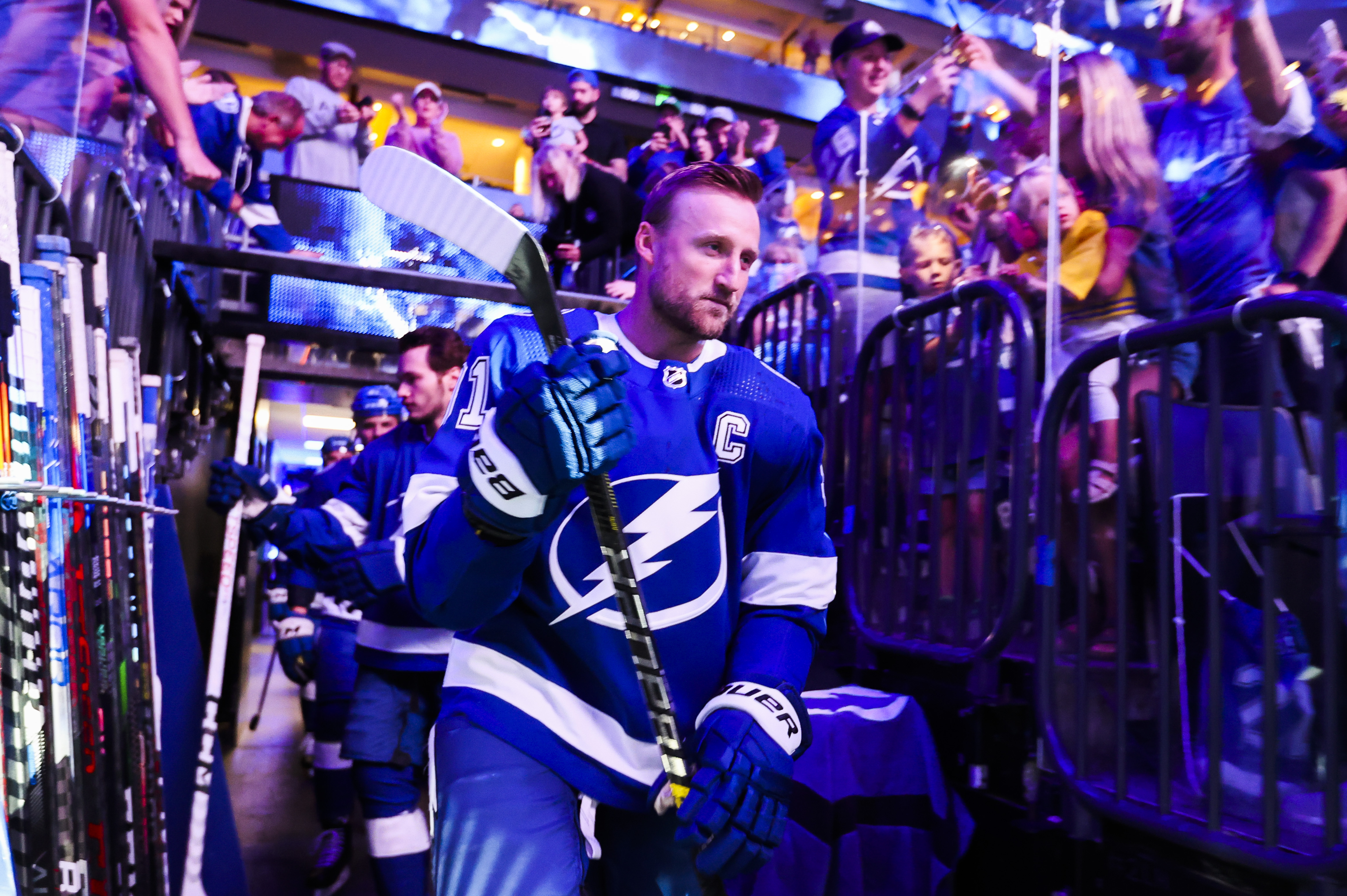 Lightning's Steven Stamkos honored for 1,000-game milestone