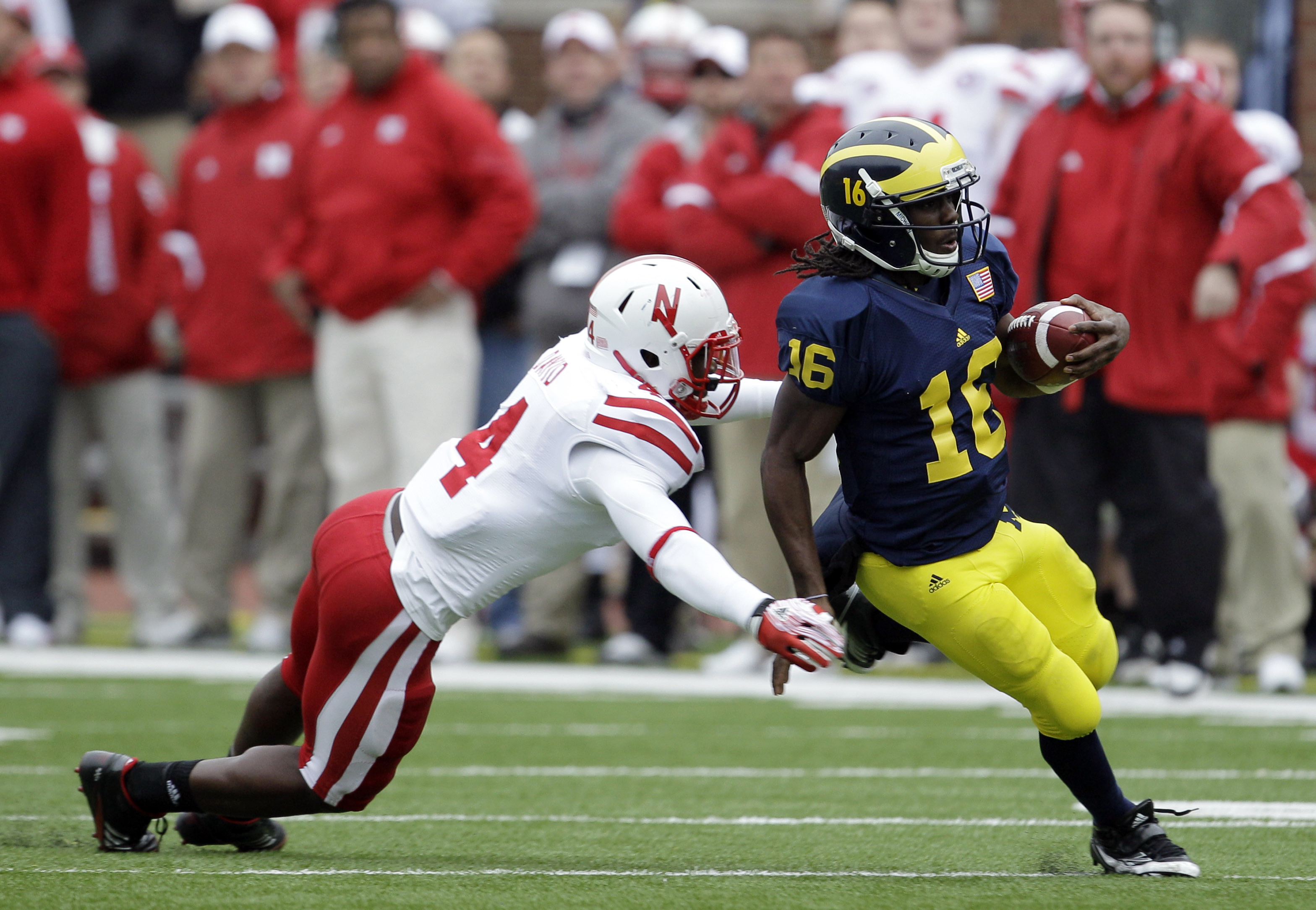 Former Husker Lavonte David is finally getting recognition he deserves with  trip to Super Bowl