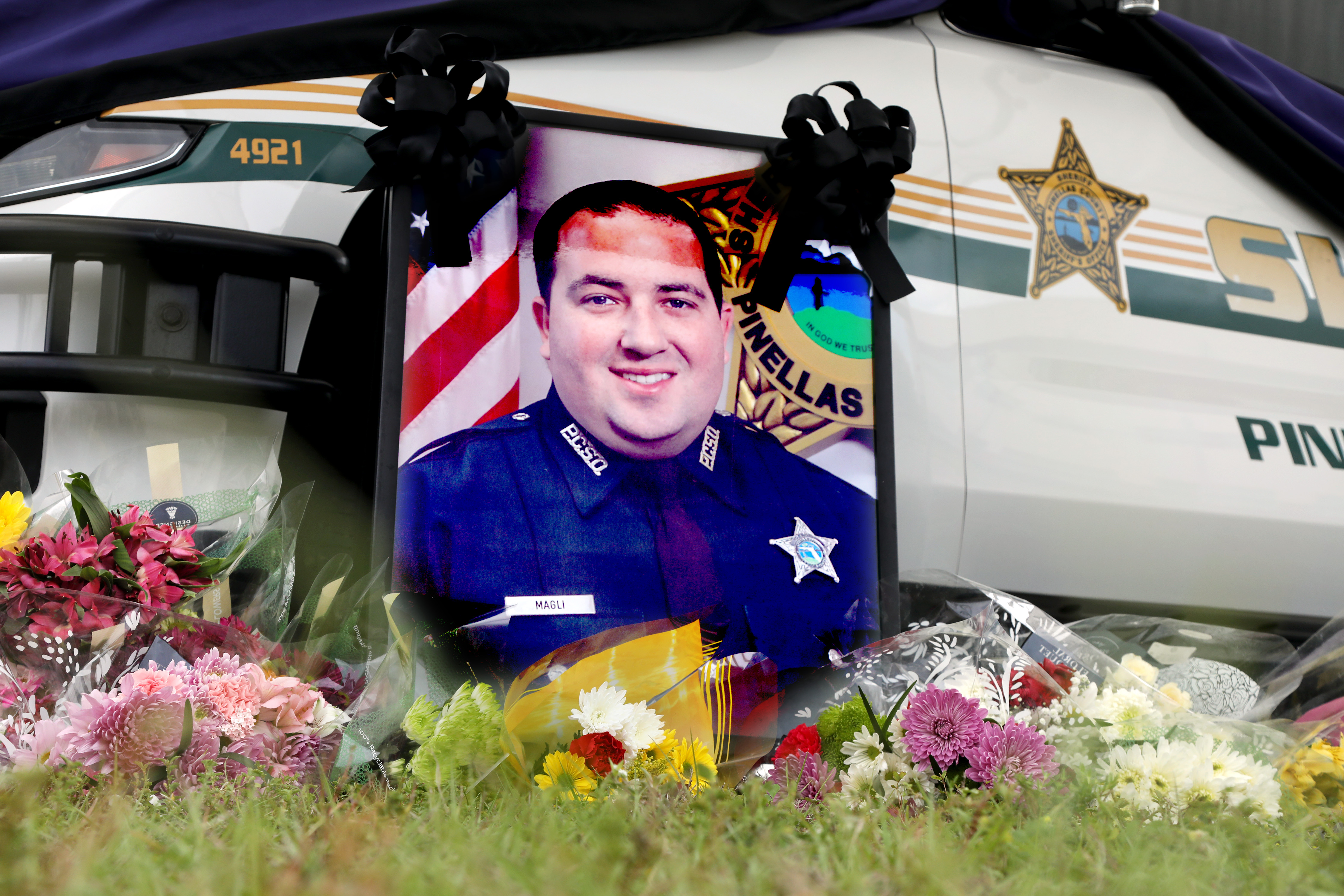 Funeral honors life of Pinellas deputy killed in line of duty