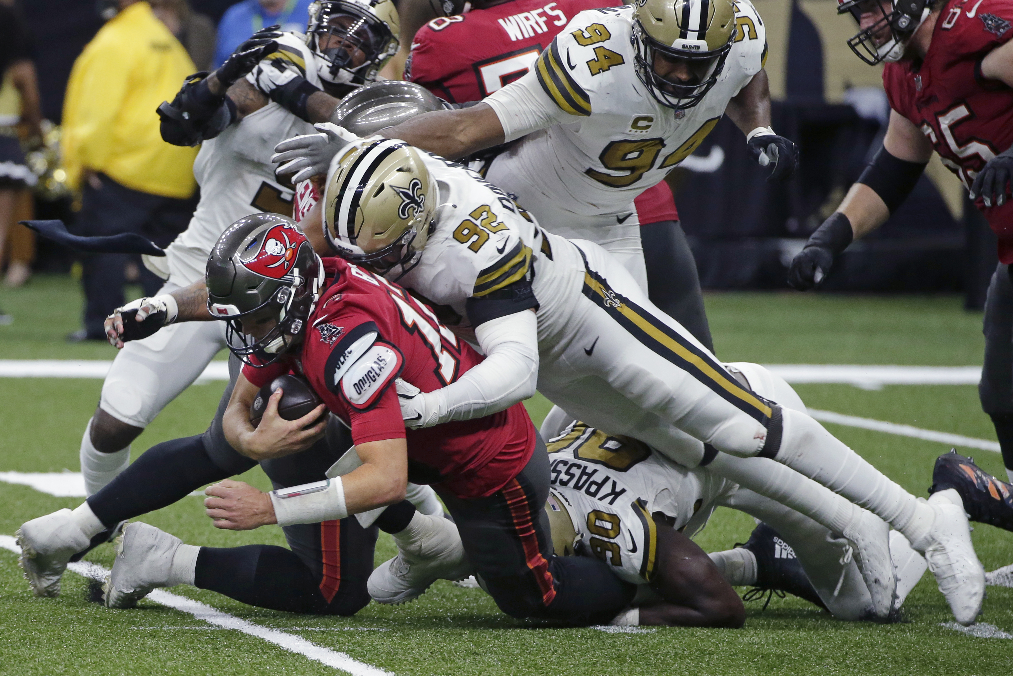 NFL roundup: Saints blank Brady's Bucs while lowly Lions topple Cardinals, NFL
