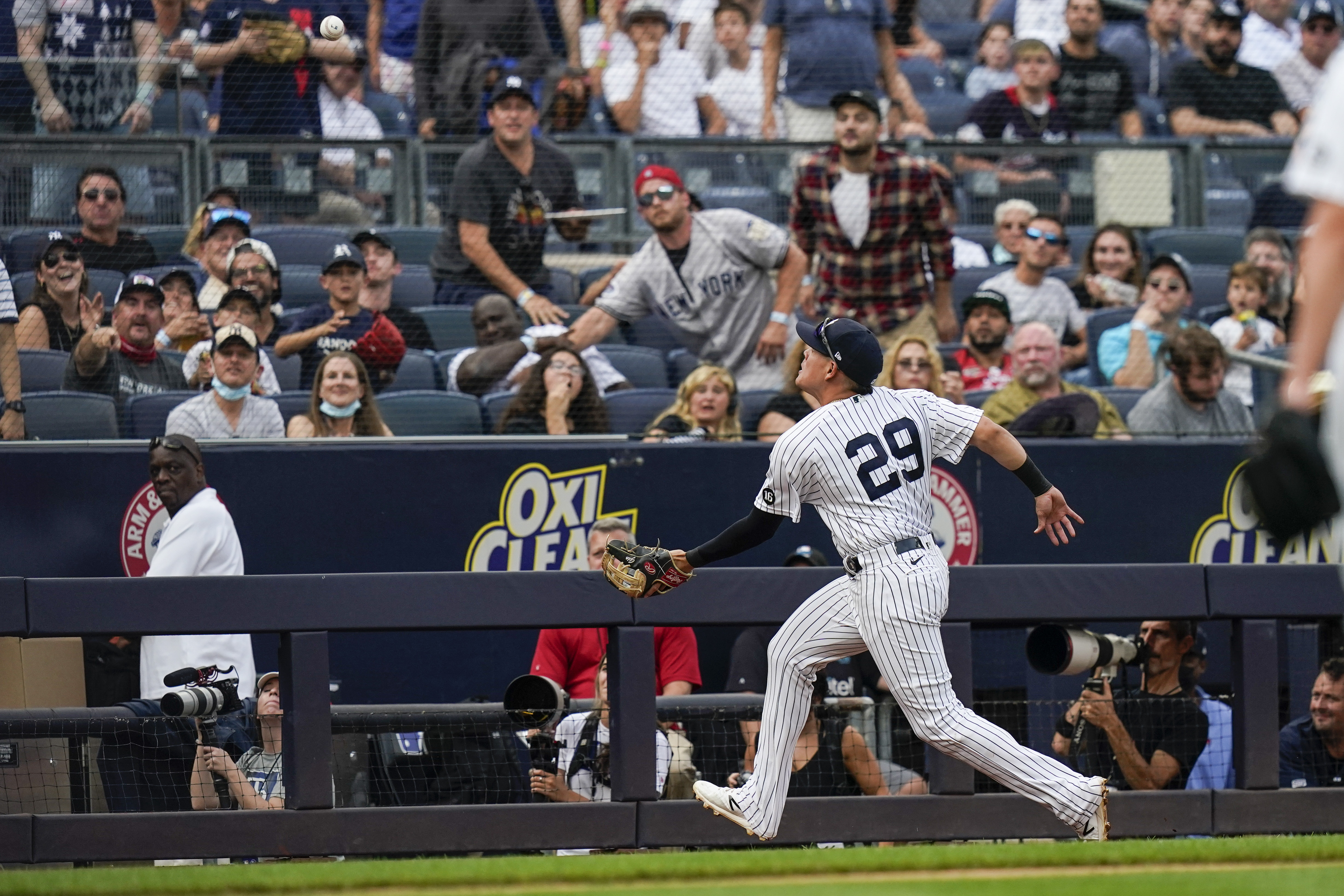 Talkin' Yanks on X: Gio Urshela is going to be a dad!   / X