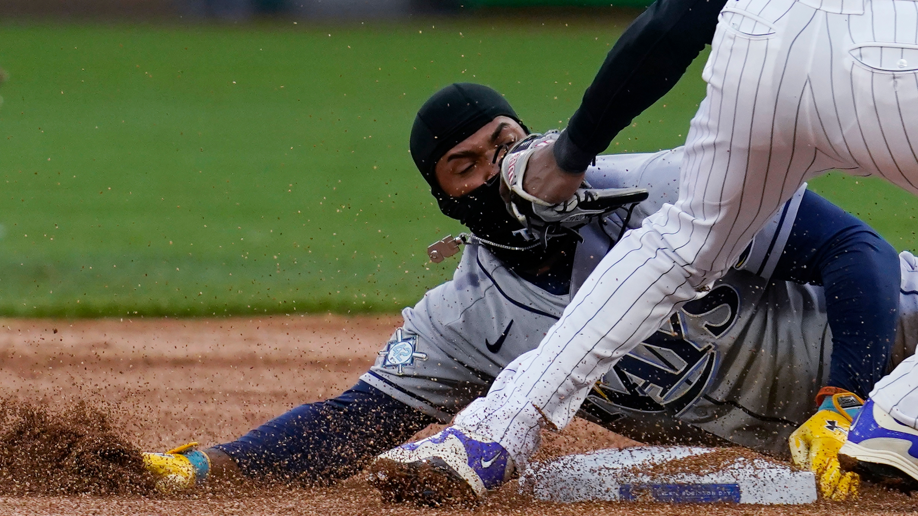 Rays 12, White Sox 3: No-Hit? No Quit! Rays Refuse to Give Up in Thrilling  Win - DRaysBay