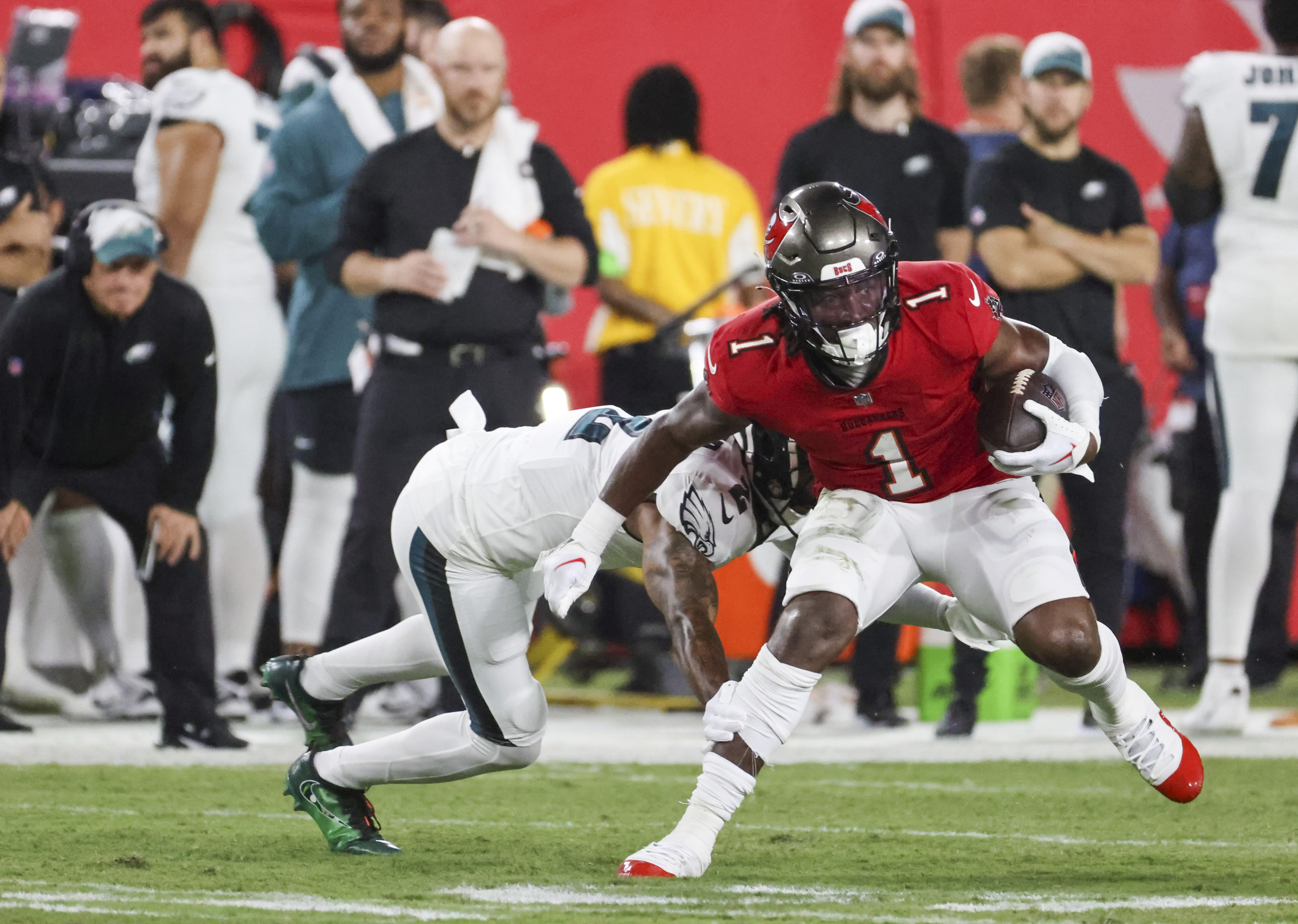 Is Leonard Fournette performing his way to a new deal with Bucs?