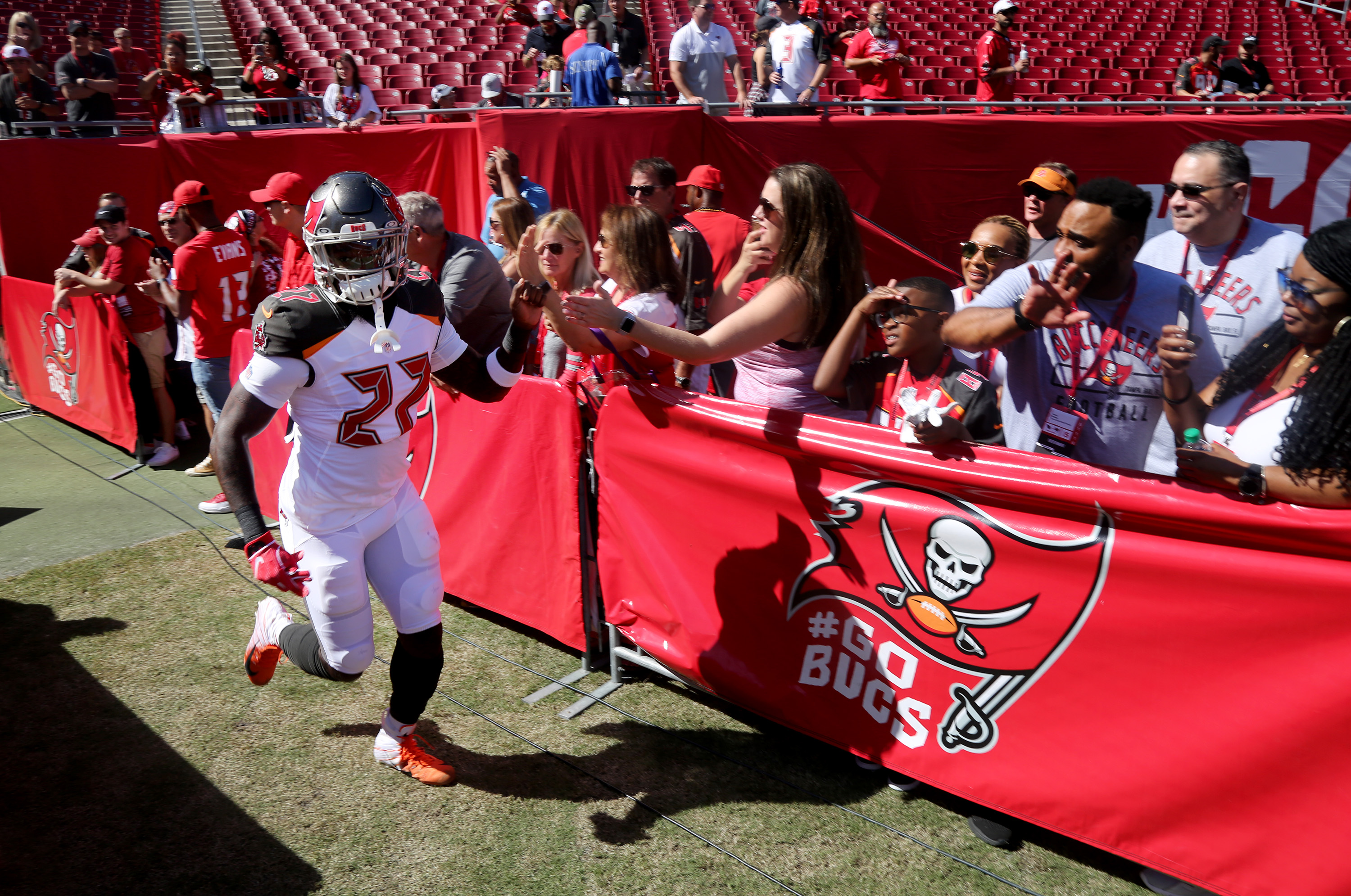 Tampa Bay Buccaneers on X: Download your 2015 #Bucs Schedule wallpaper  here:   / X