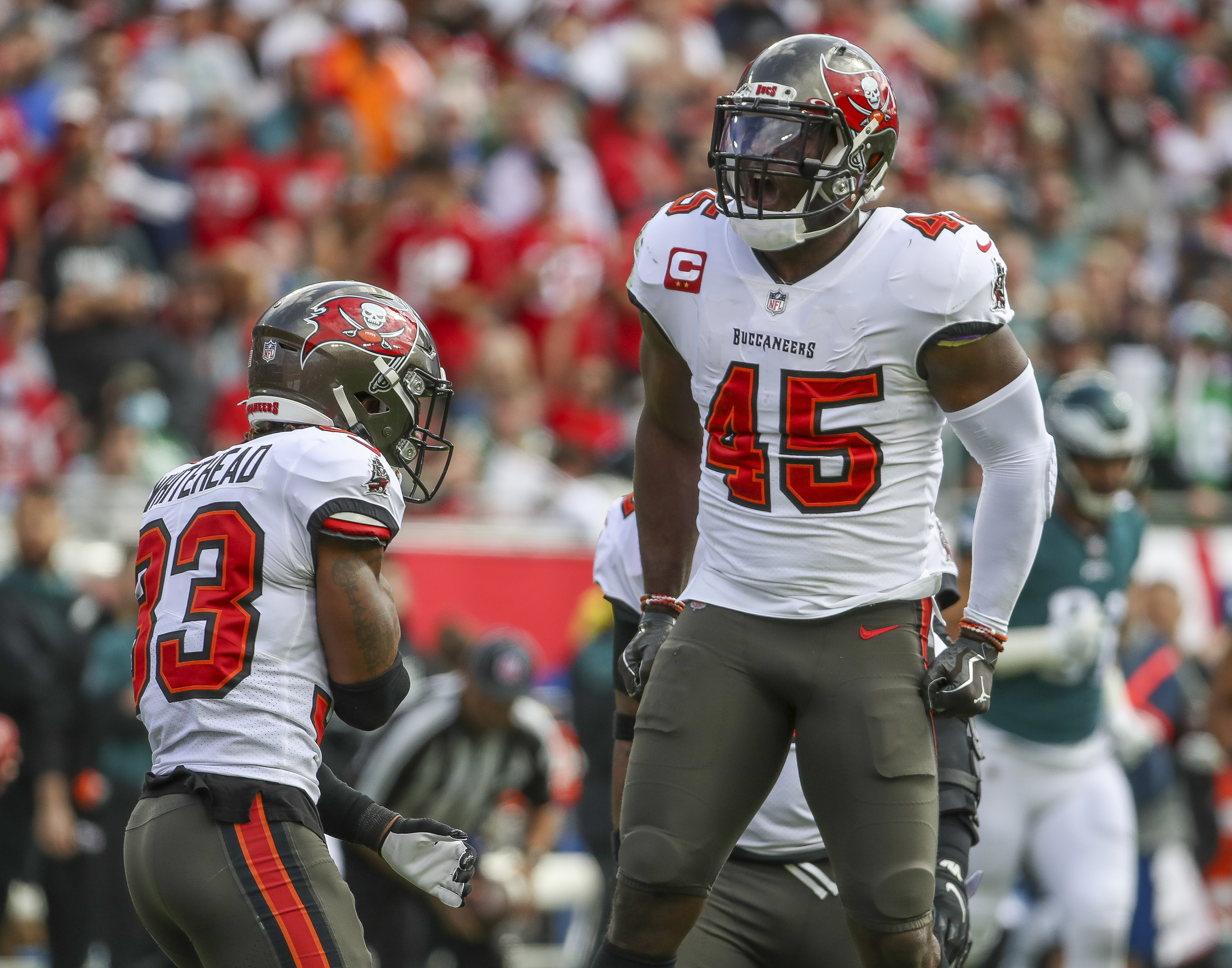 Bucs' Devin White named NFC Defensive Player of the Week after