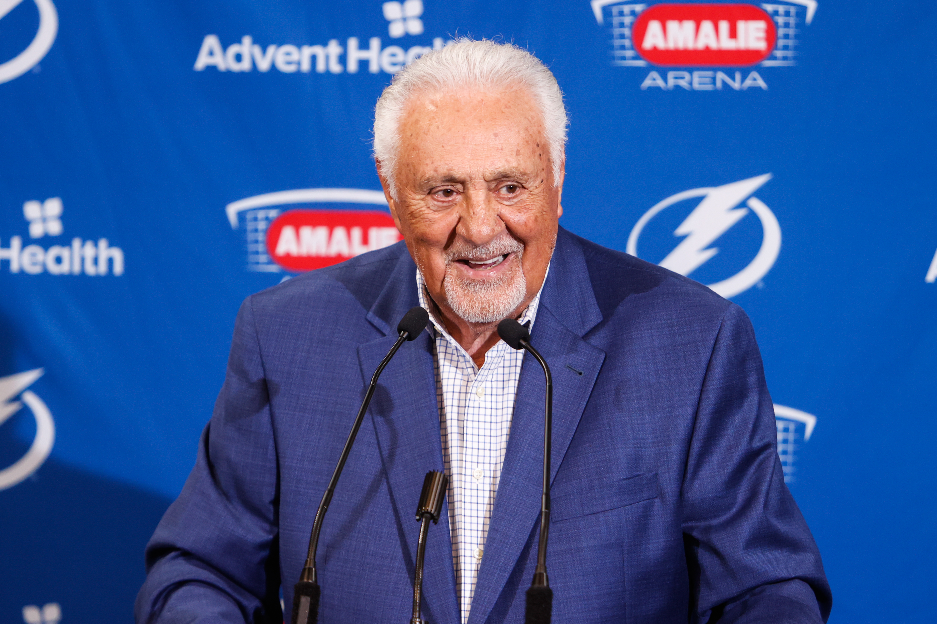 Phil Esposito to be inducted into Lightning Hall of Fame