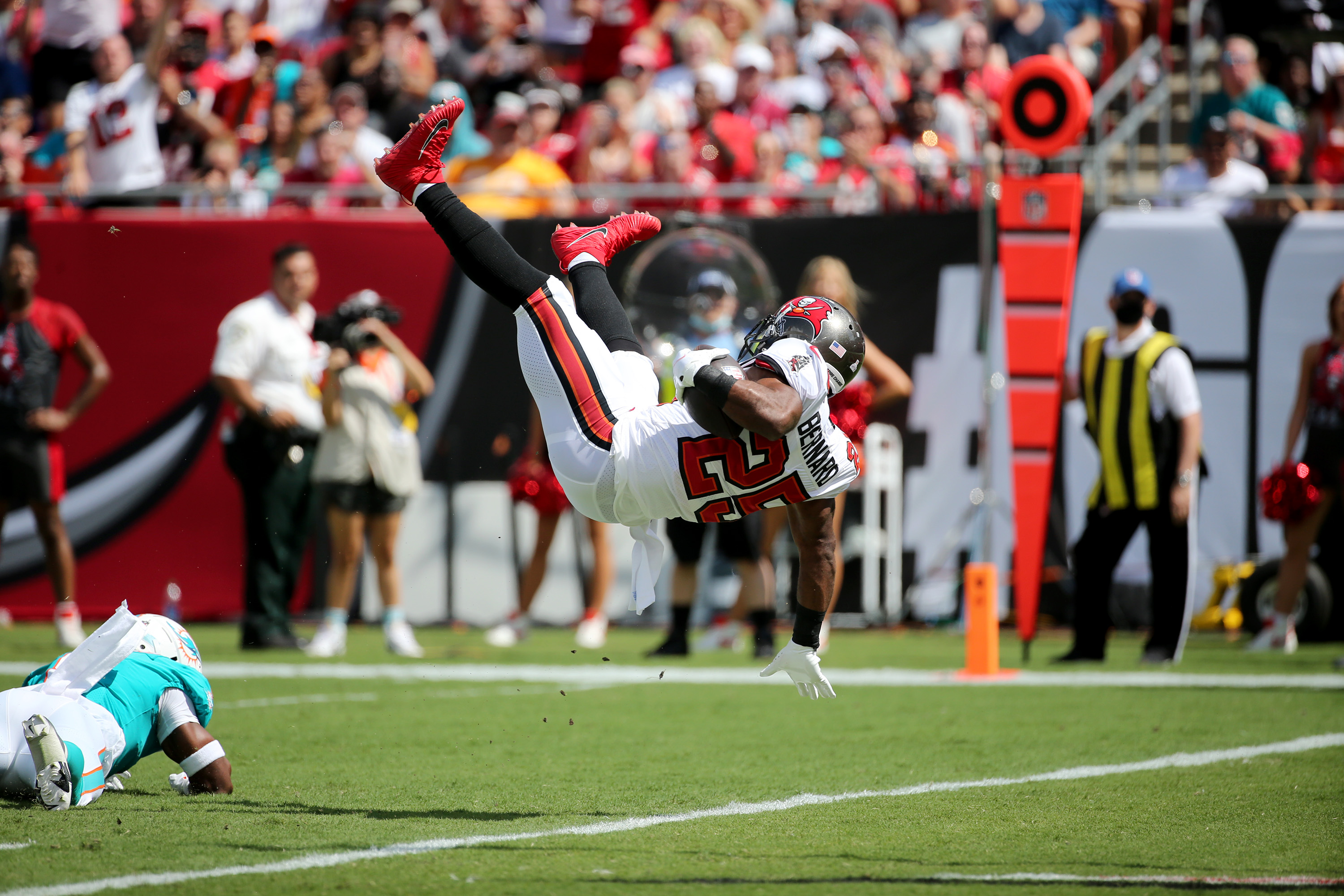 Giovani Bernard didn't deserve media's pestering after Buccaneers loss