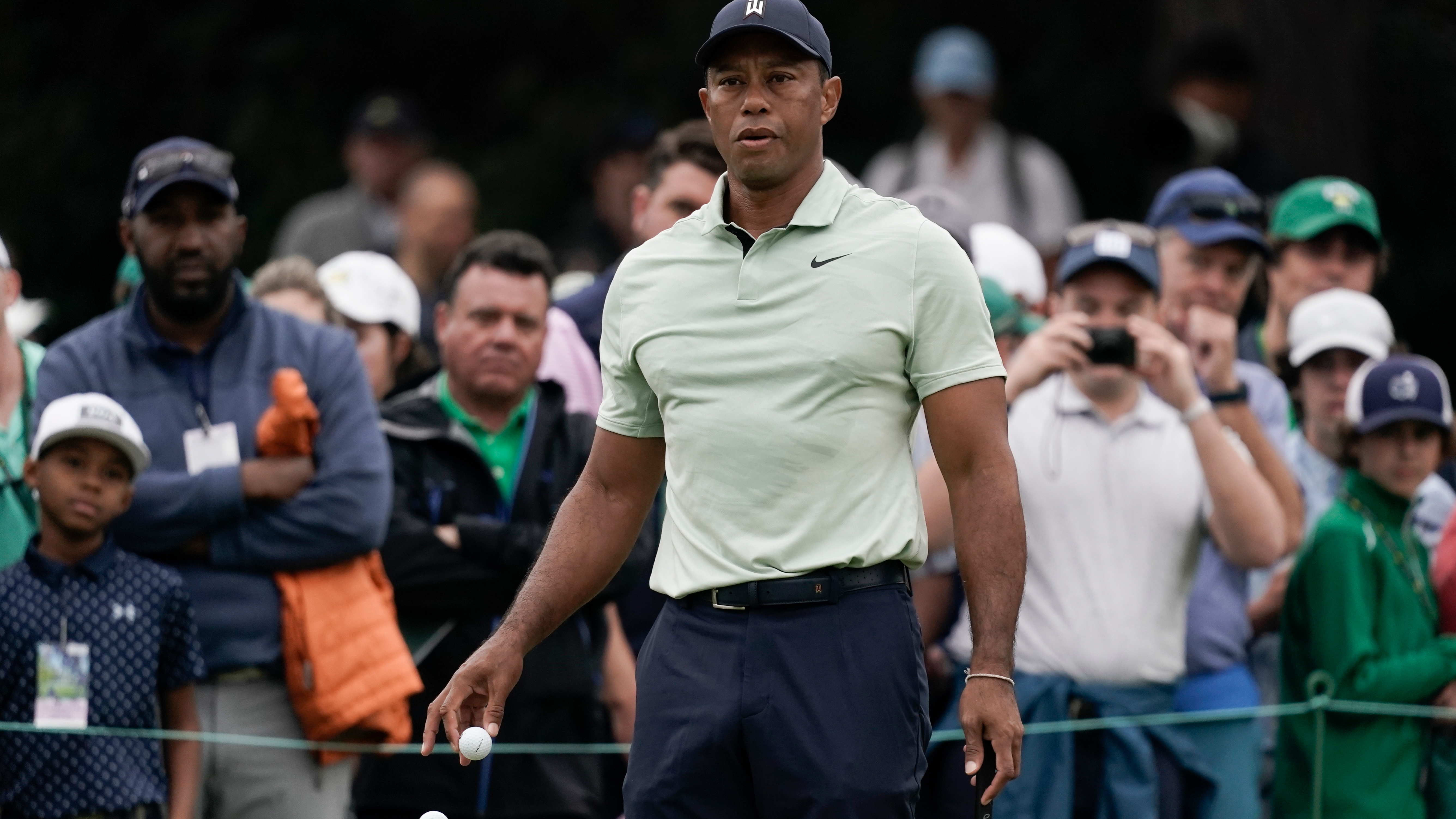 Tiger Woods Sustains Severe Injury to His Leg, Ankle & Foot - The