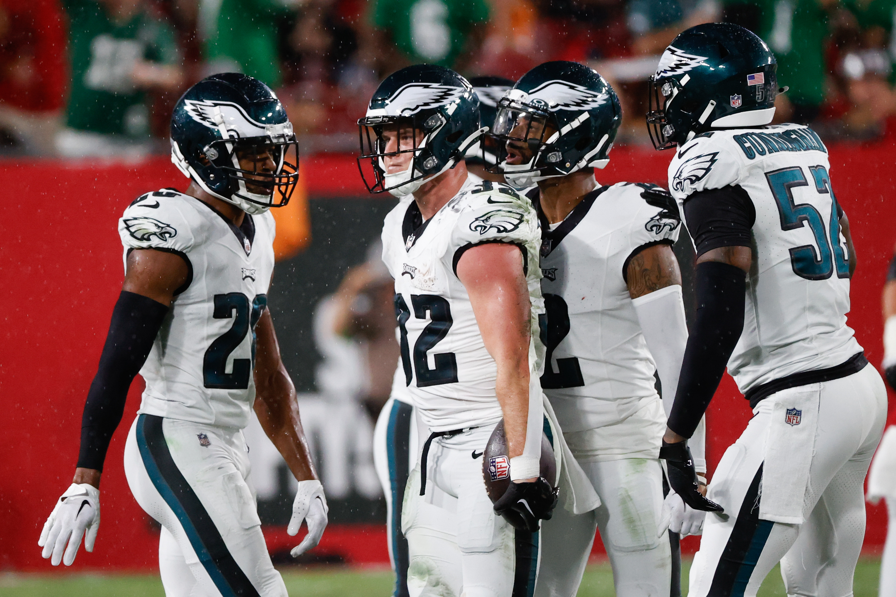 Philadelphia Eagles Remain Undefeated In 25-11 Victory Over Tampa