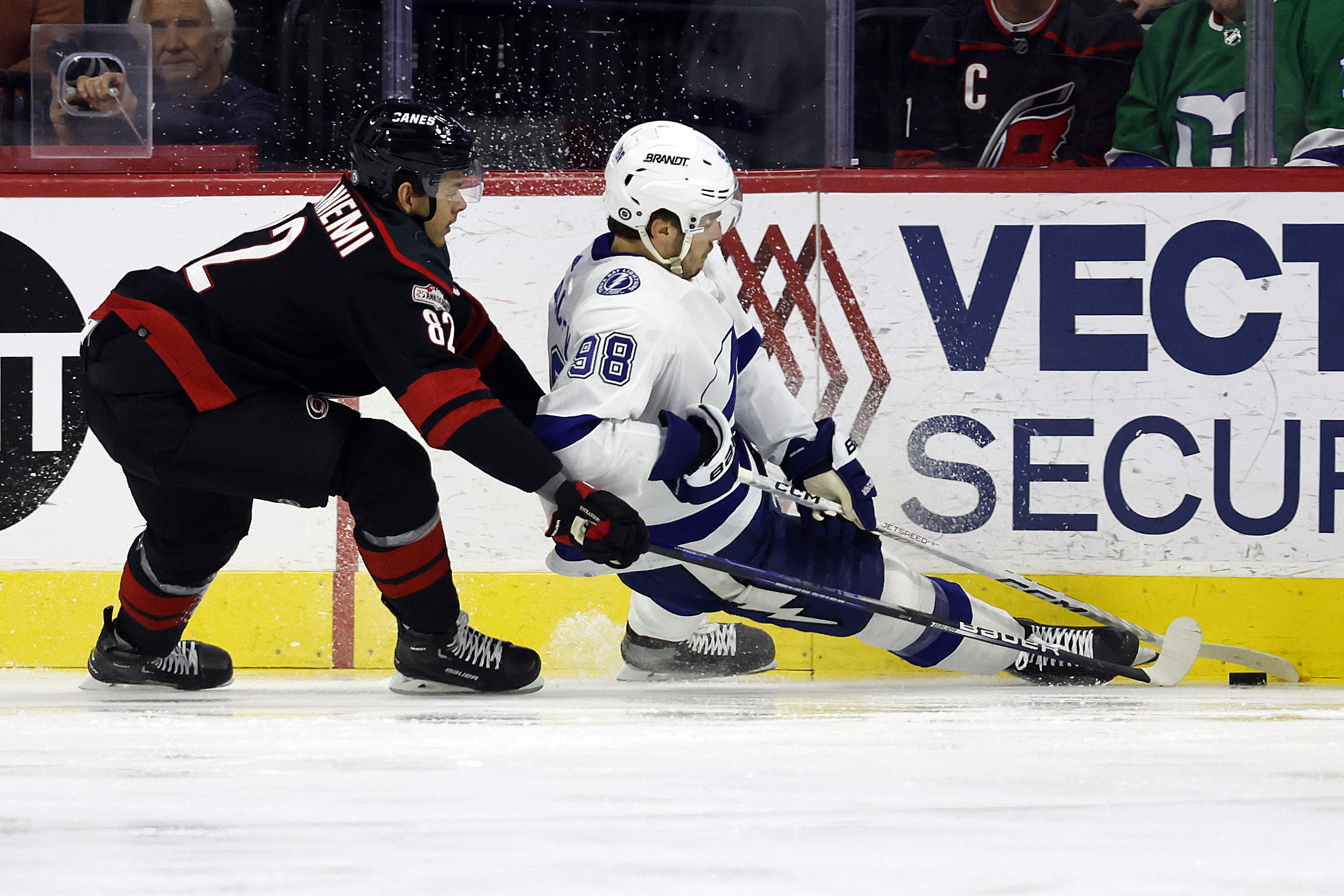 Lightning drop preseason opener to Carolina