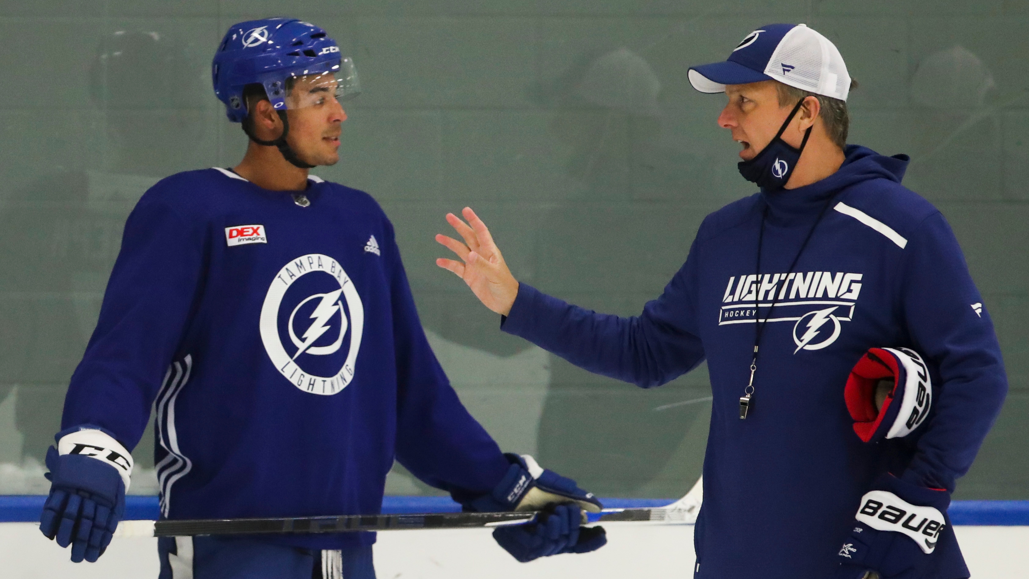 Lightning get final training camp looks in scrimmage