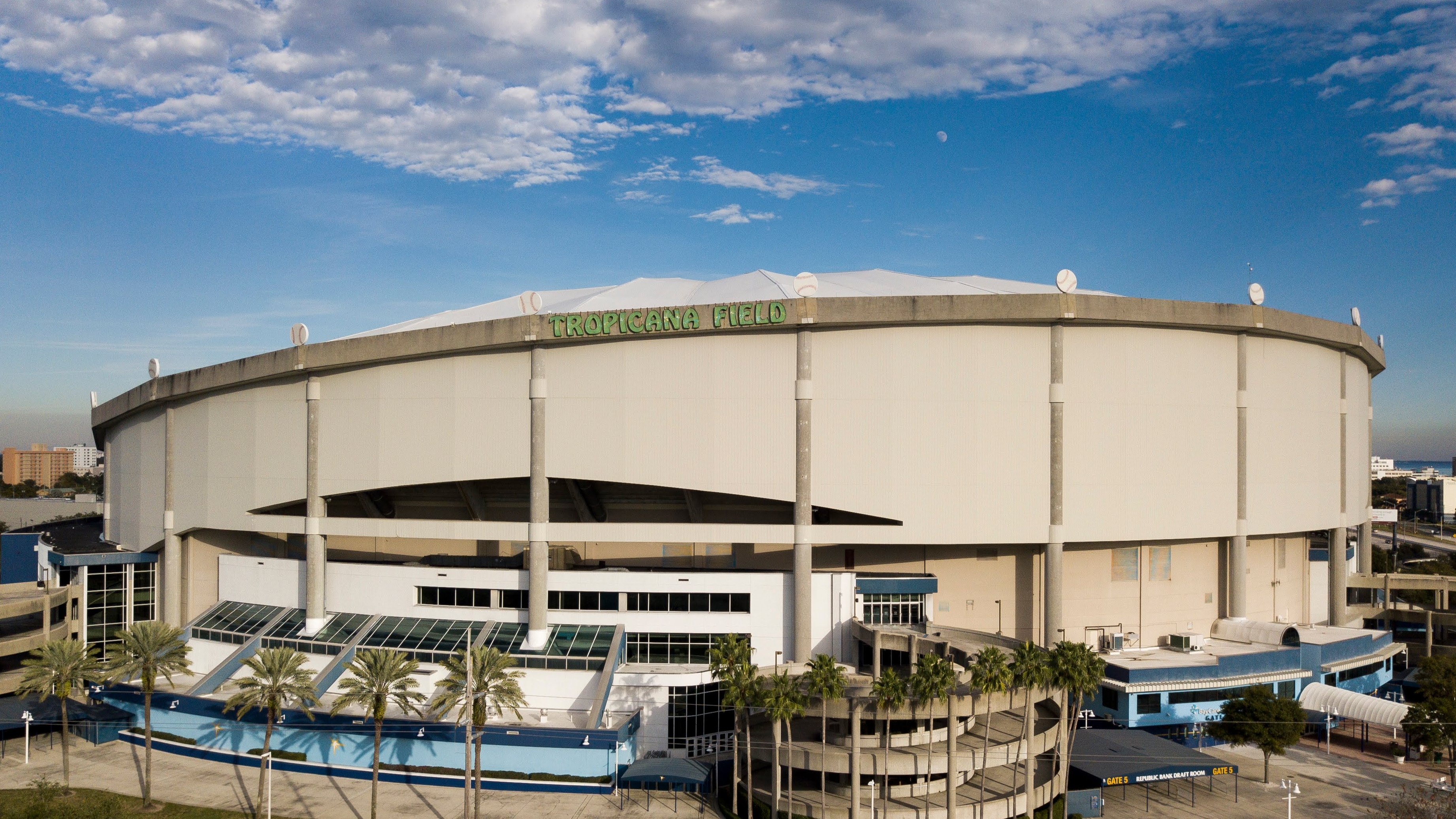 It's official: Tampa Bay Rays tell St. Petersburg they are