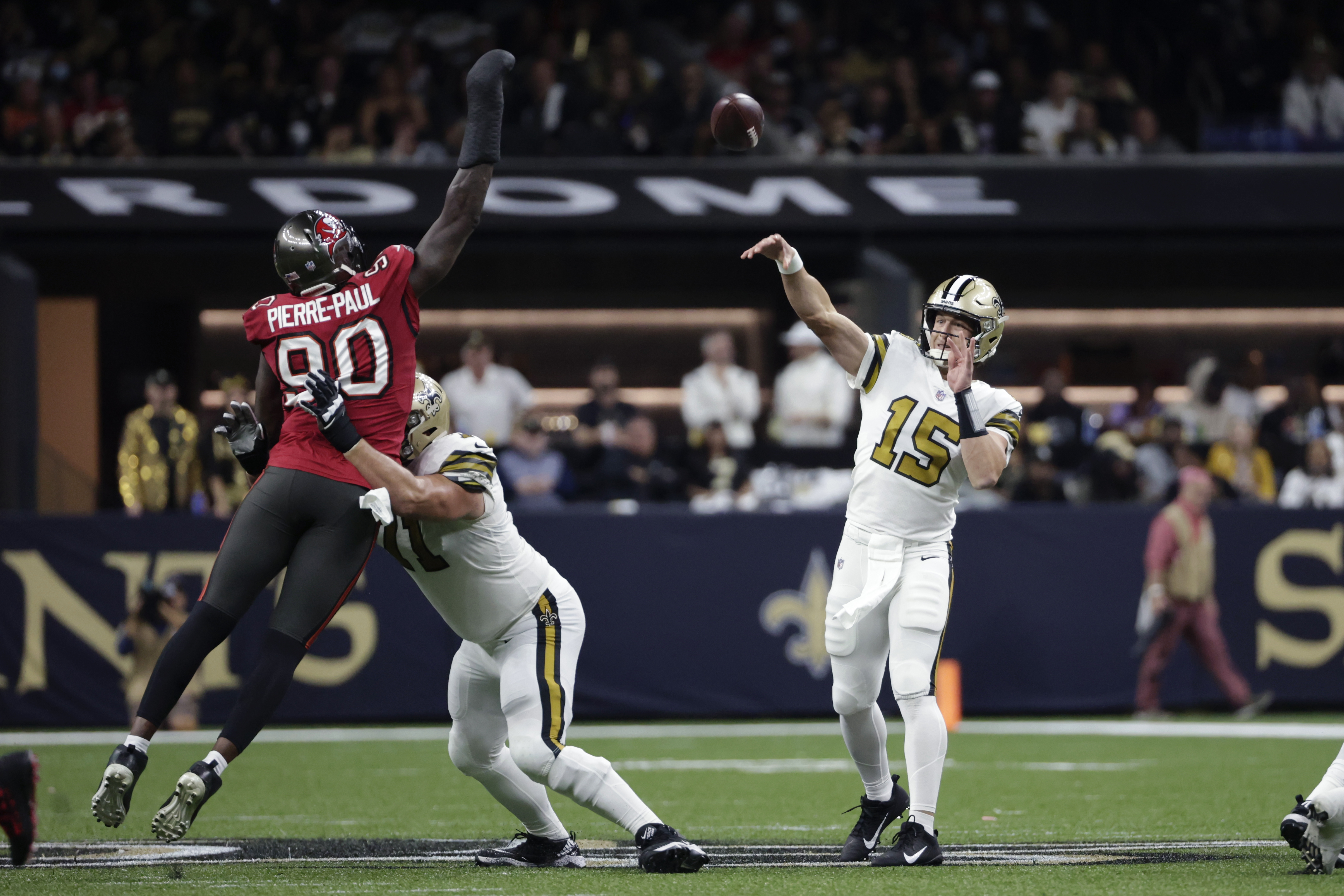 Jameis Winston took off his cape, doesn't play the hero as quarterback of  the Saints