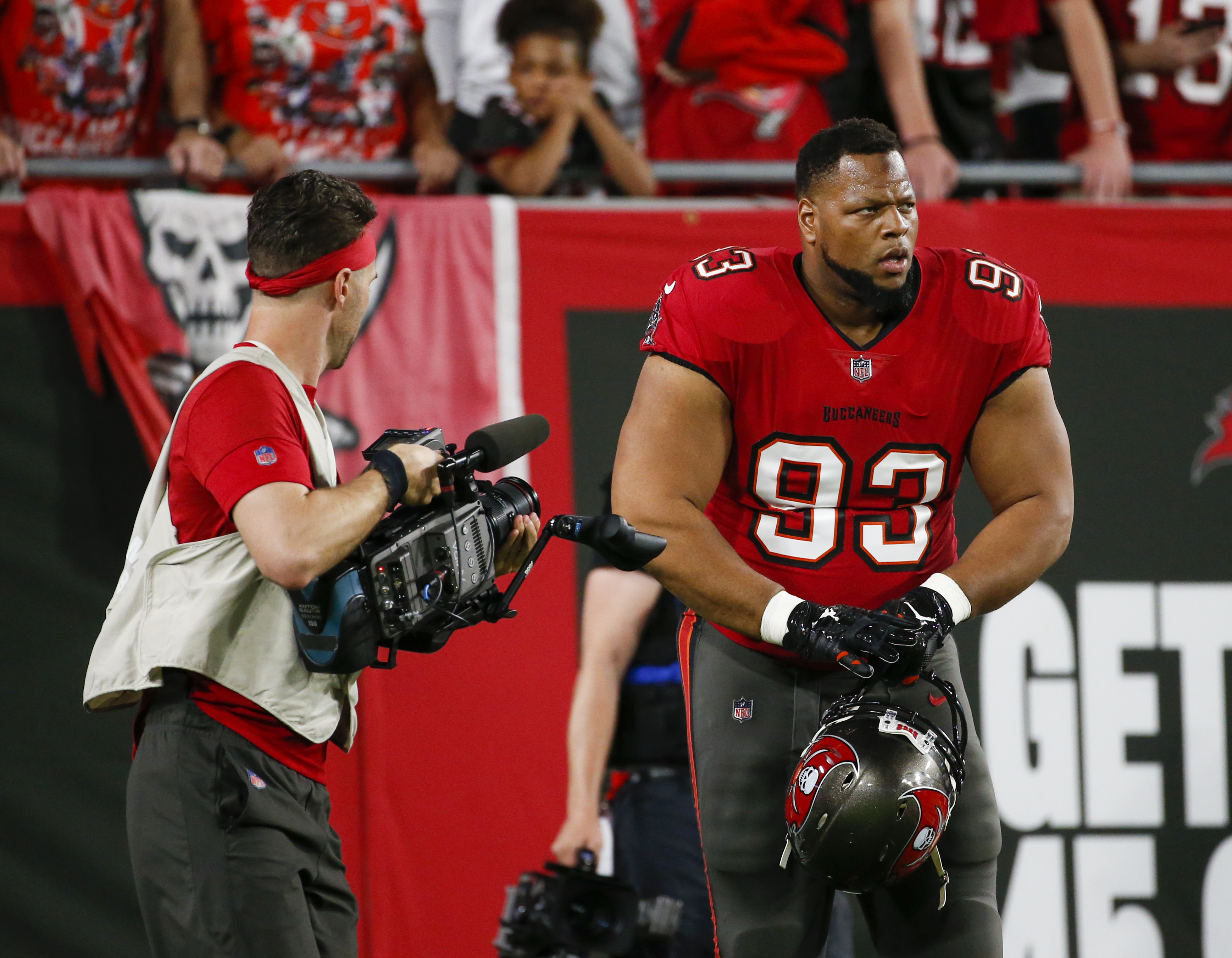 Tampa Bay Buccaneers Ndamukong Suh Portraits