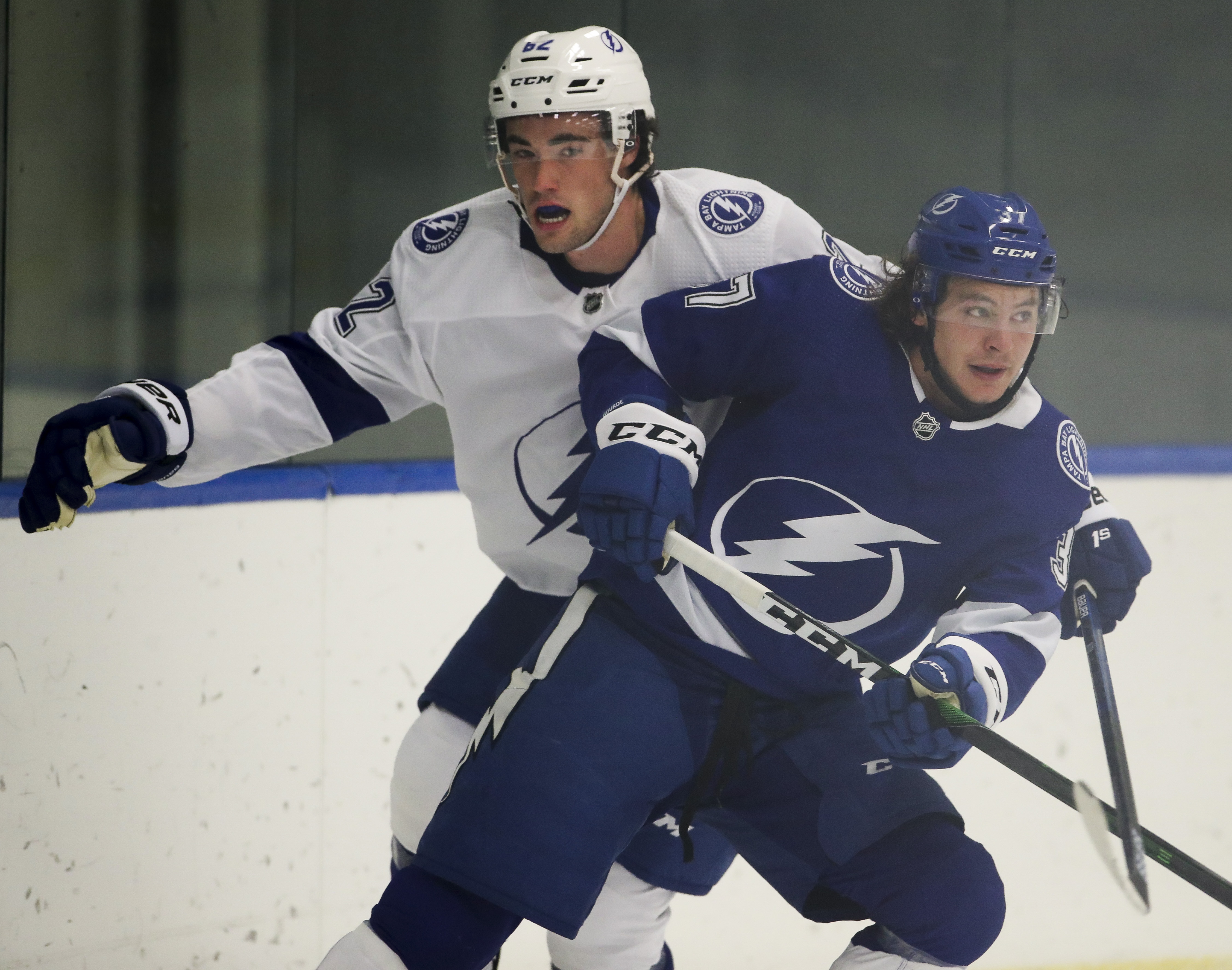 Lightning signs F Ross Colton, 2016 4th-round pick, to two-way contract