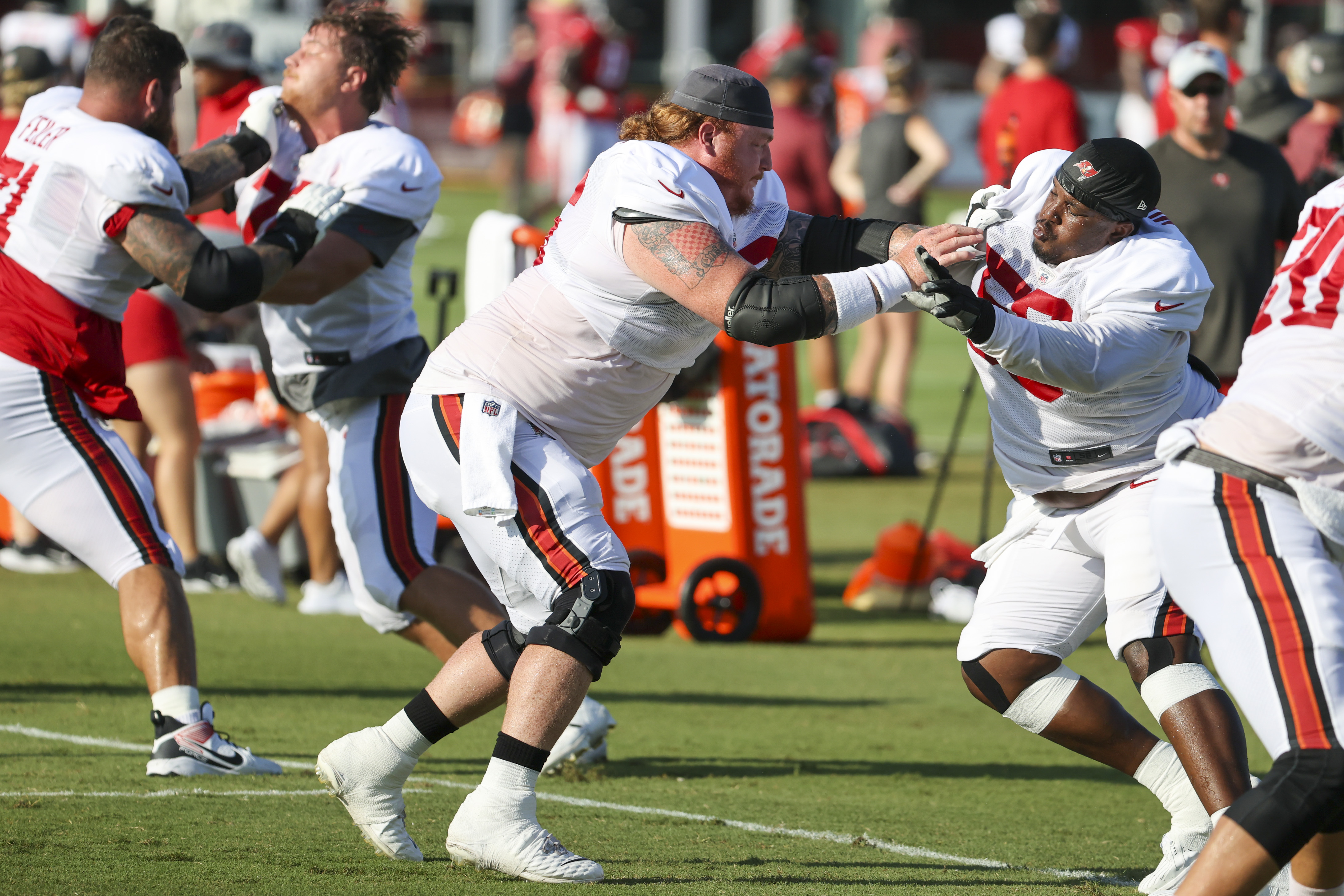 Tampa bay buccaneers center ryan jensen hi-res stock photography