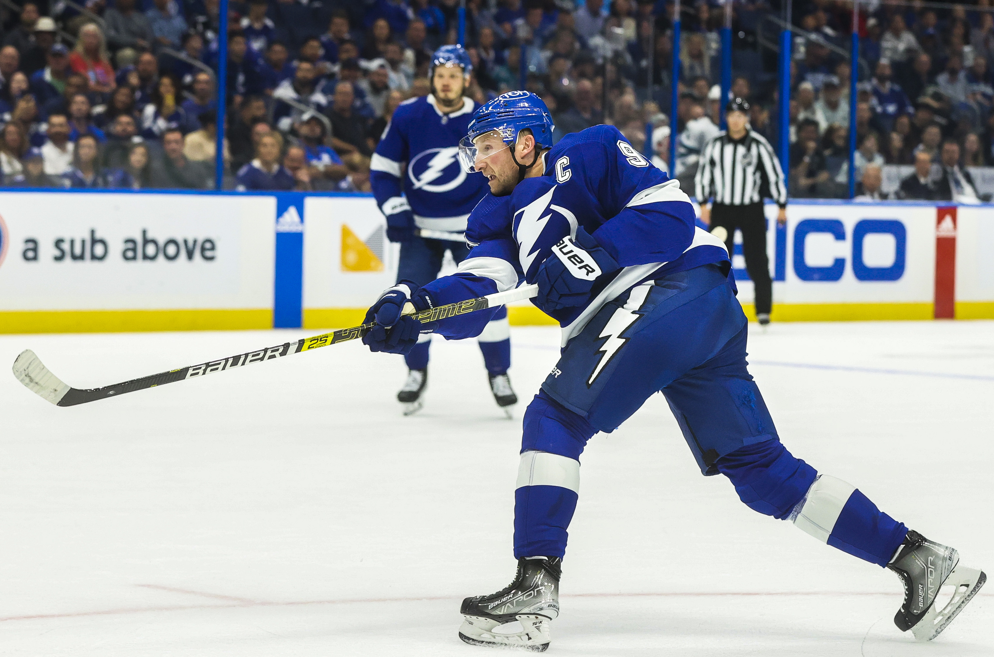 Lightning re-assign forward Alex Barre-Boulet to Syracuse