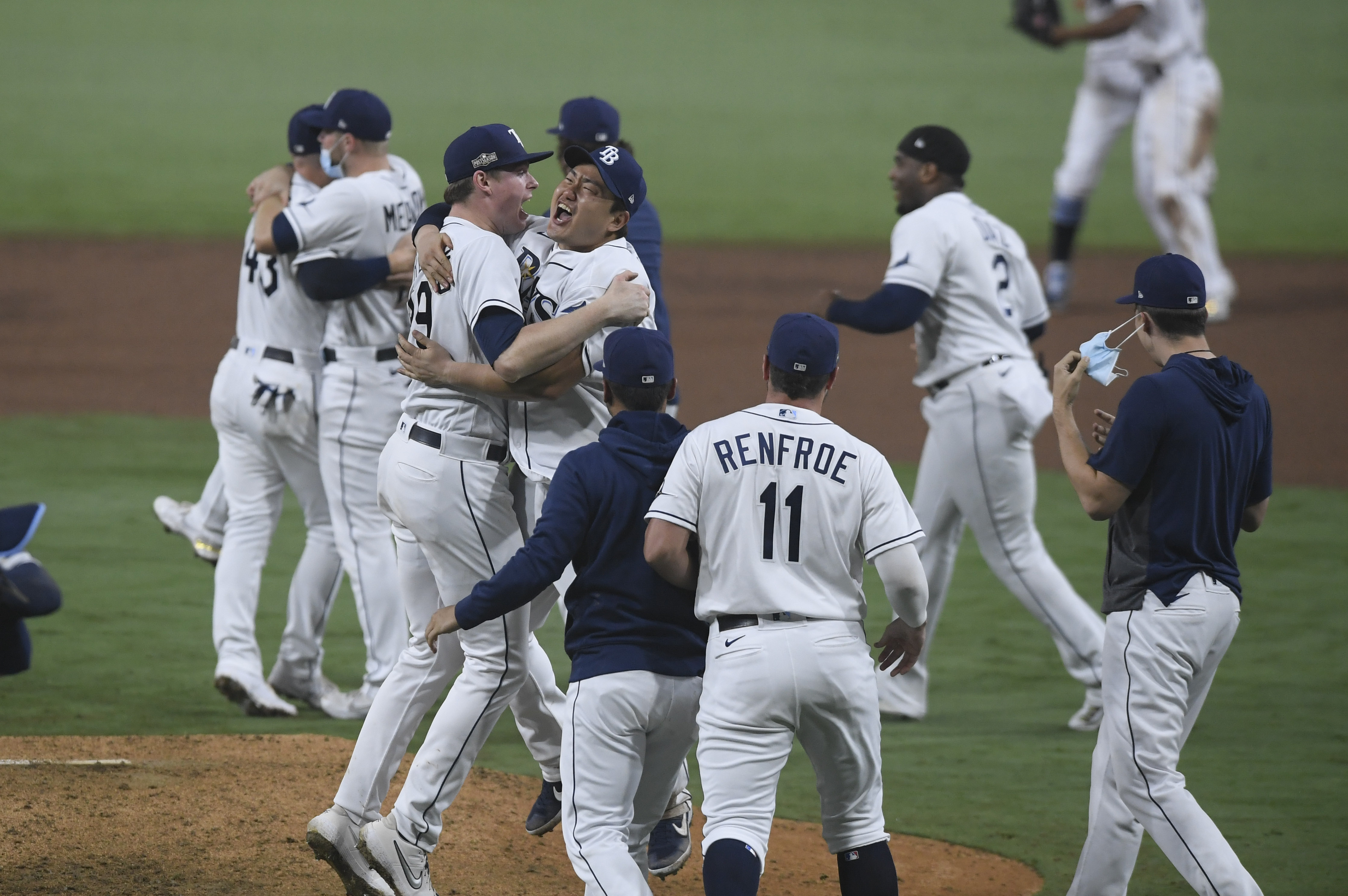 Rays are headed to World Series after 4-2 win