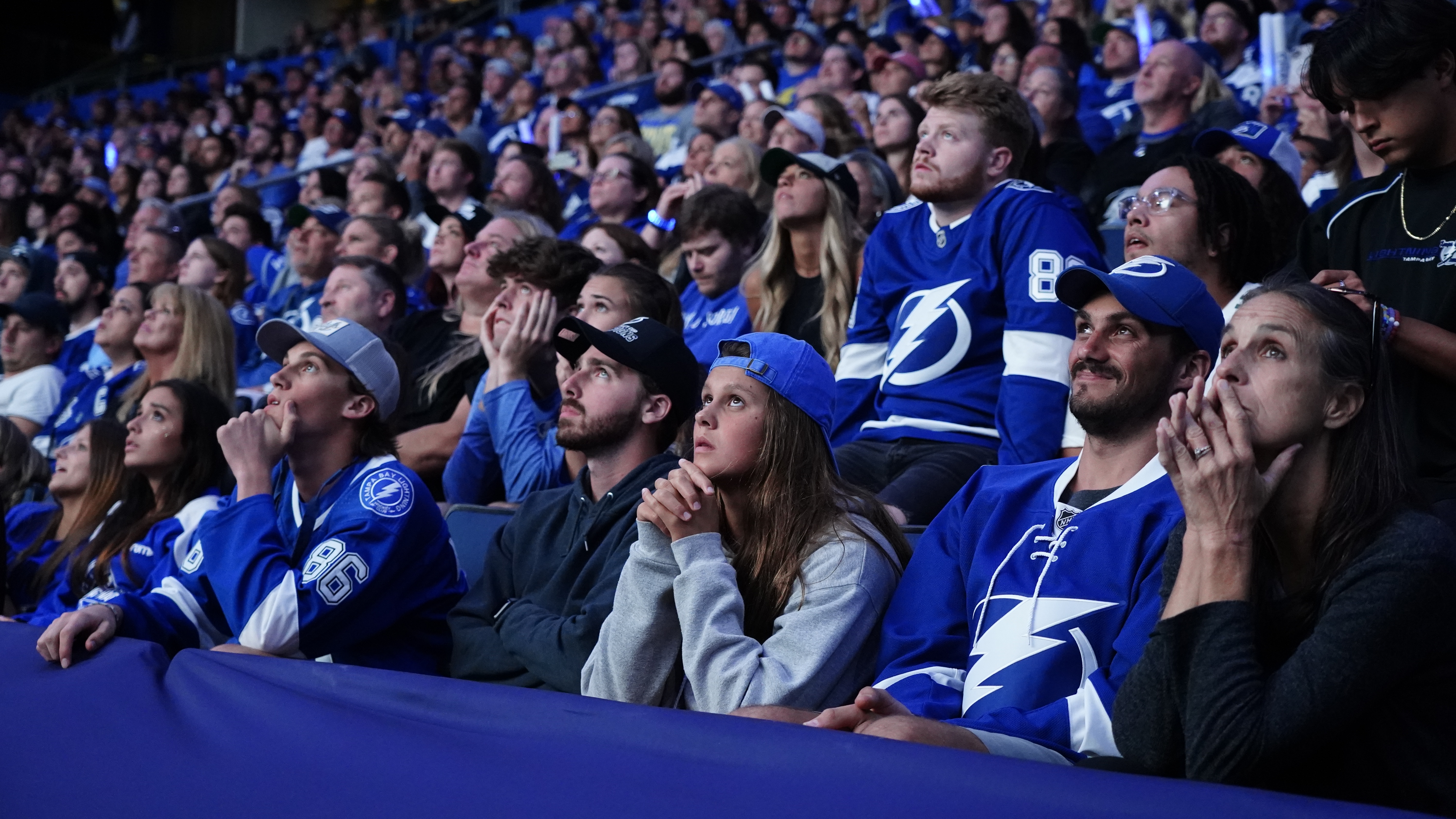 Lightning share Stadium Series spotlight with family, fans, each other