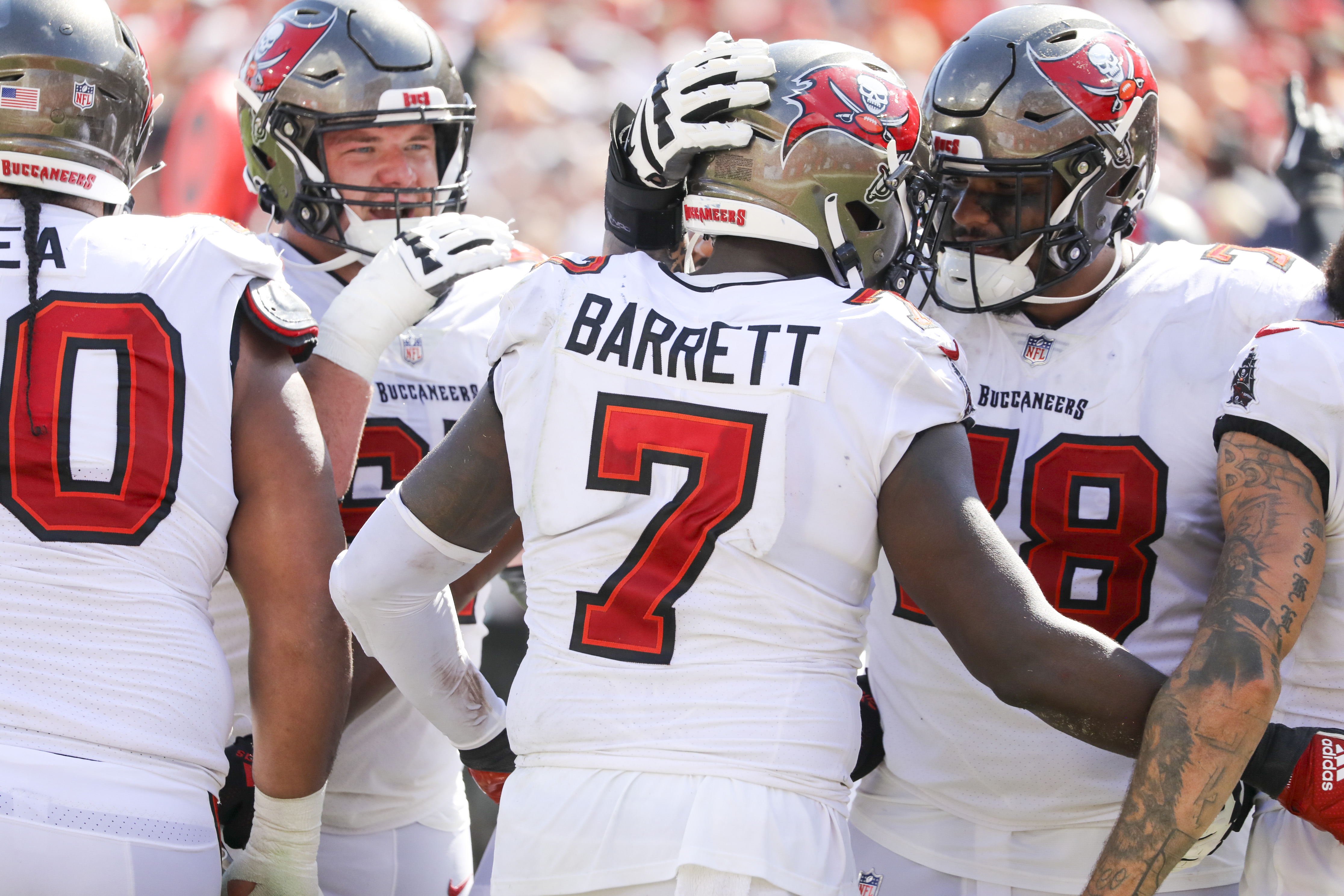 Tampa Bay Buccaneers' airtight coverage creates a sack from