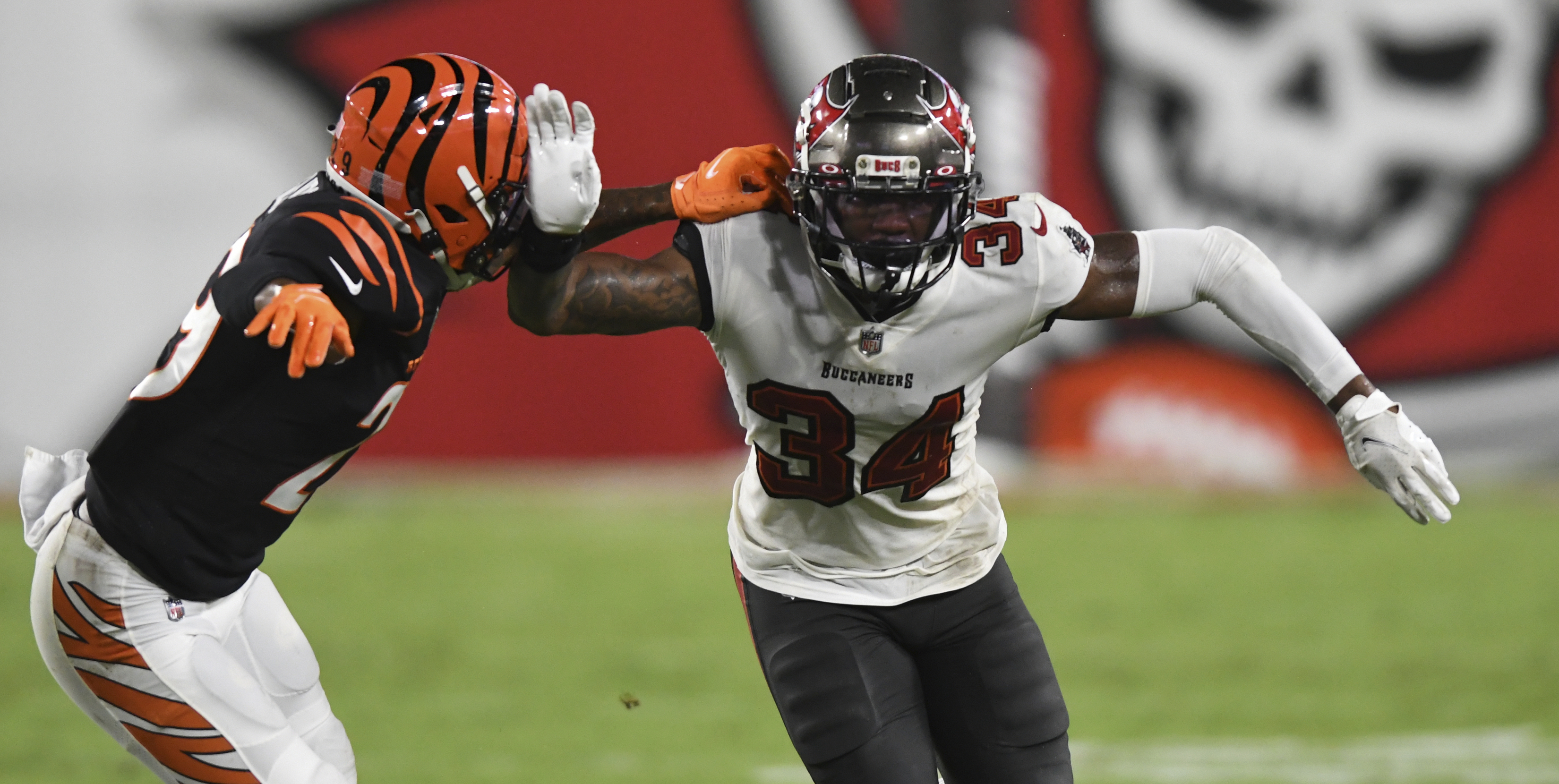 Cincinnati Bengals guard Alex Cappa (65) in coverage during an NFL football  game against the New