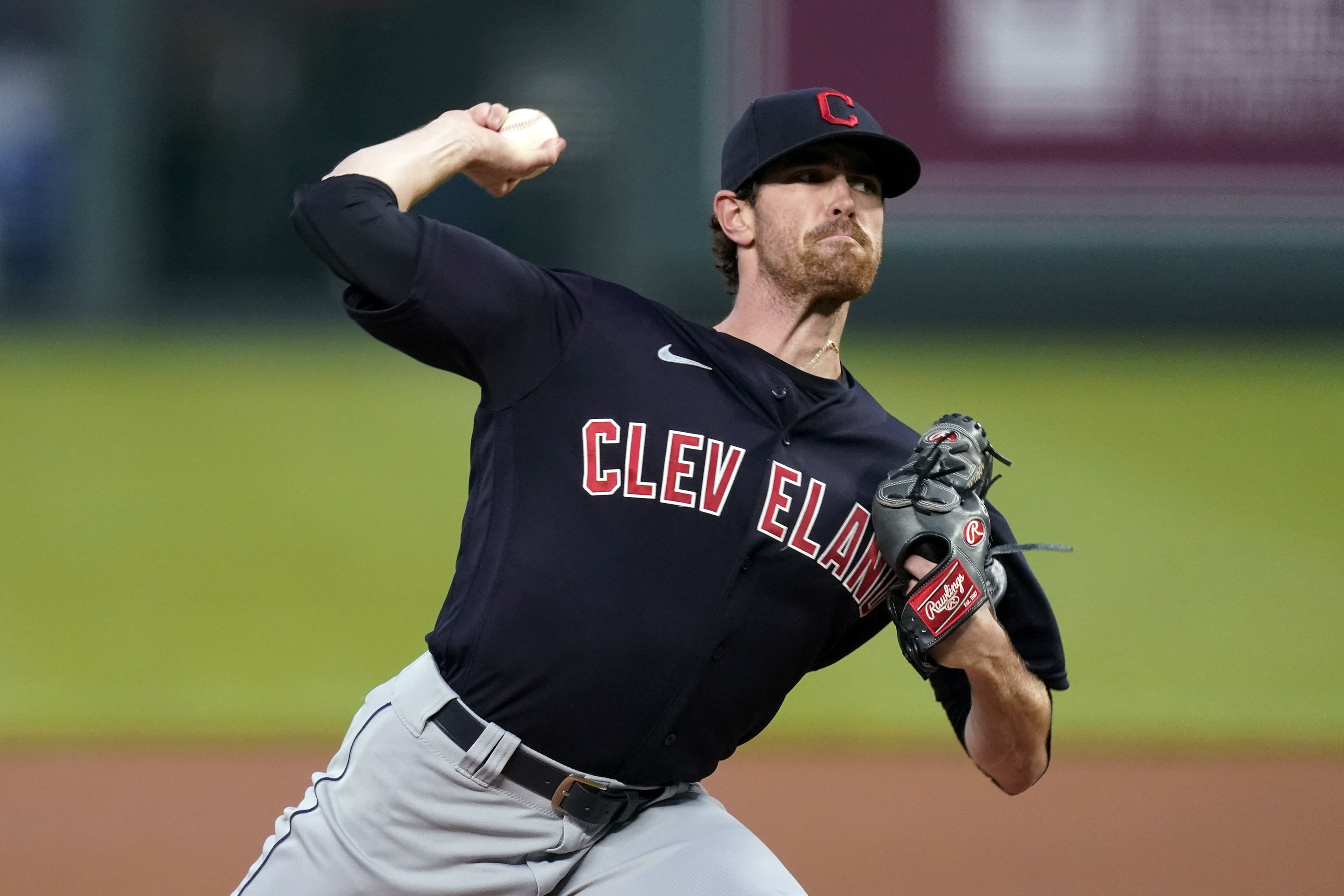 Indians' Shane Bieber, Reds' Trevor Bauer win Cy Young Awards