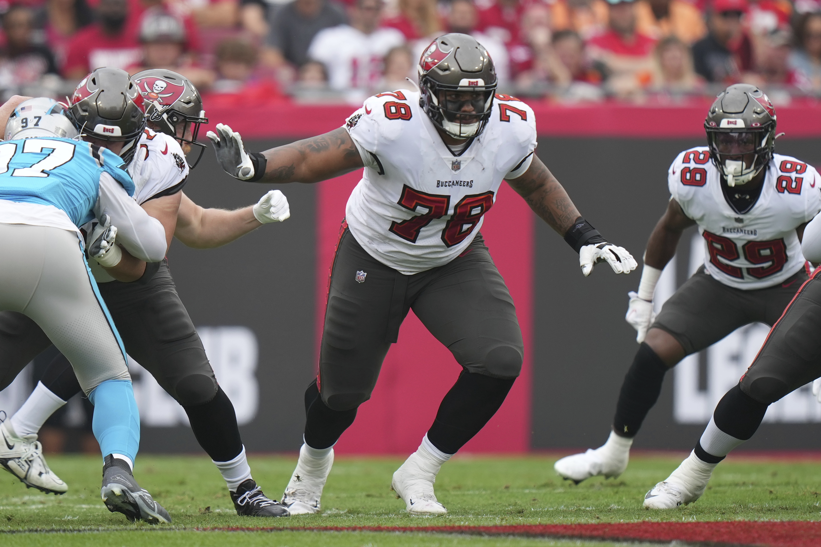 Bucs lose Tristan Wirfs to leg injury, but early X-rays are negative