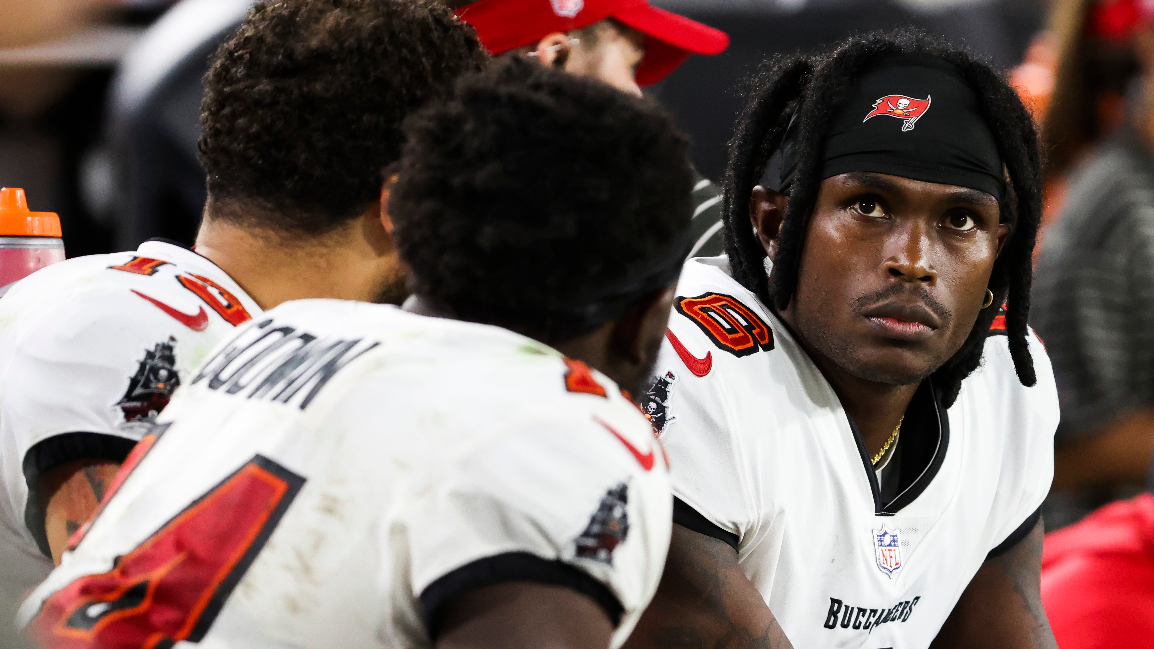 Buccaneers reportedly sign WR Julio Jones to play with Tom Brady