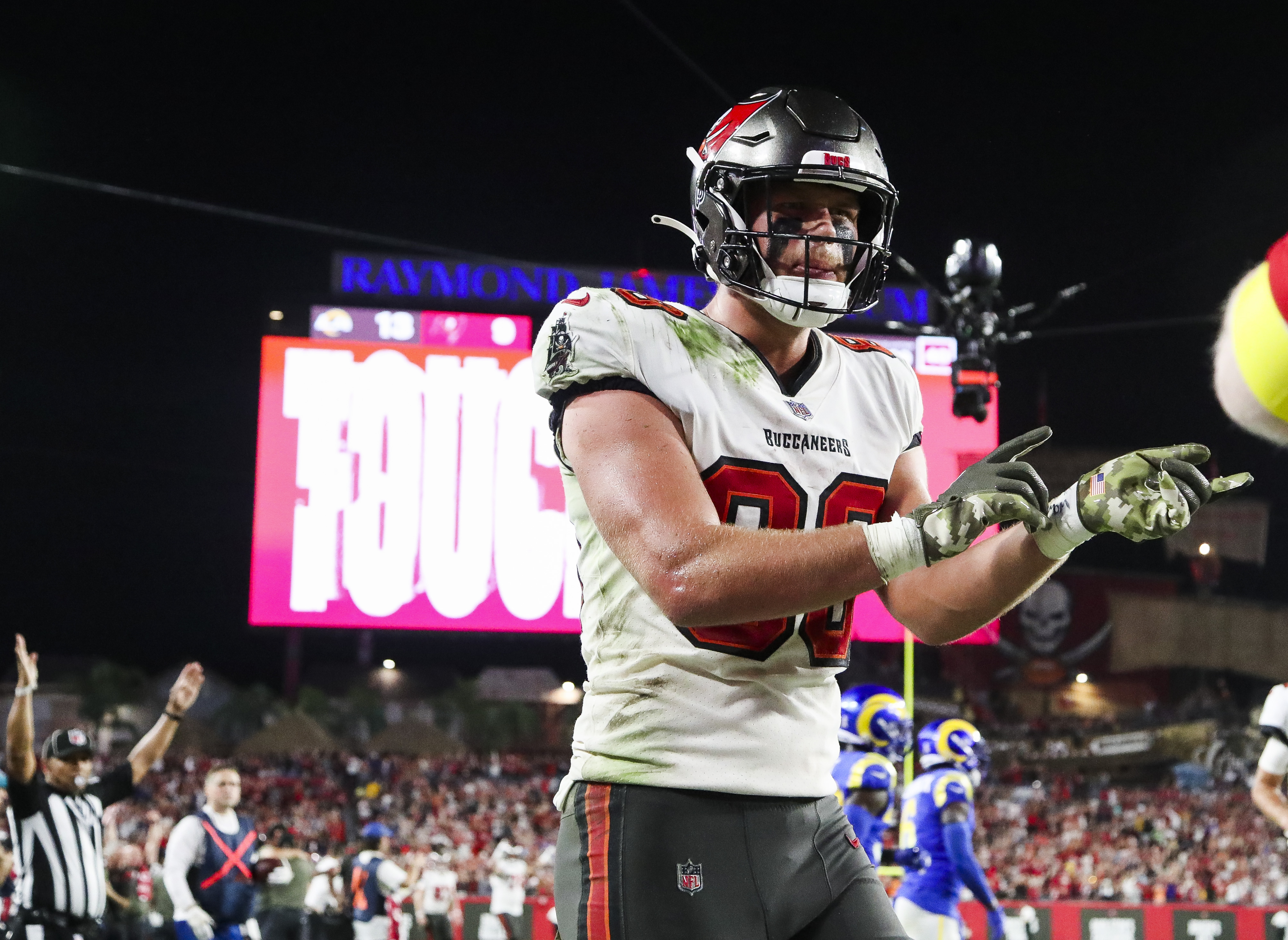 BRPROUD  LIVE BLOG: Saints welcome Bucs to Superdome for home opener