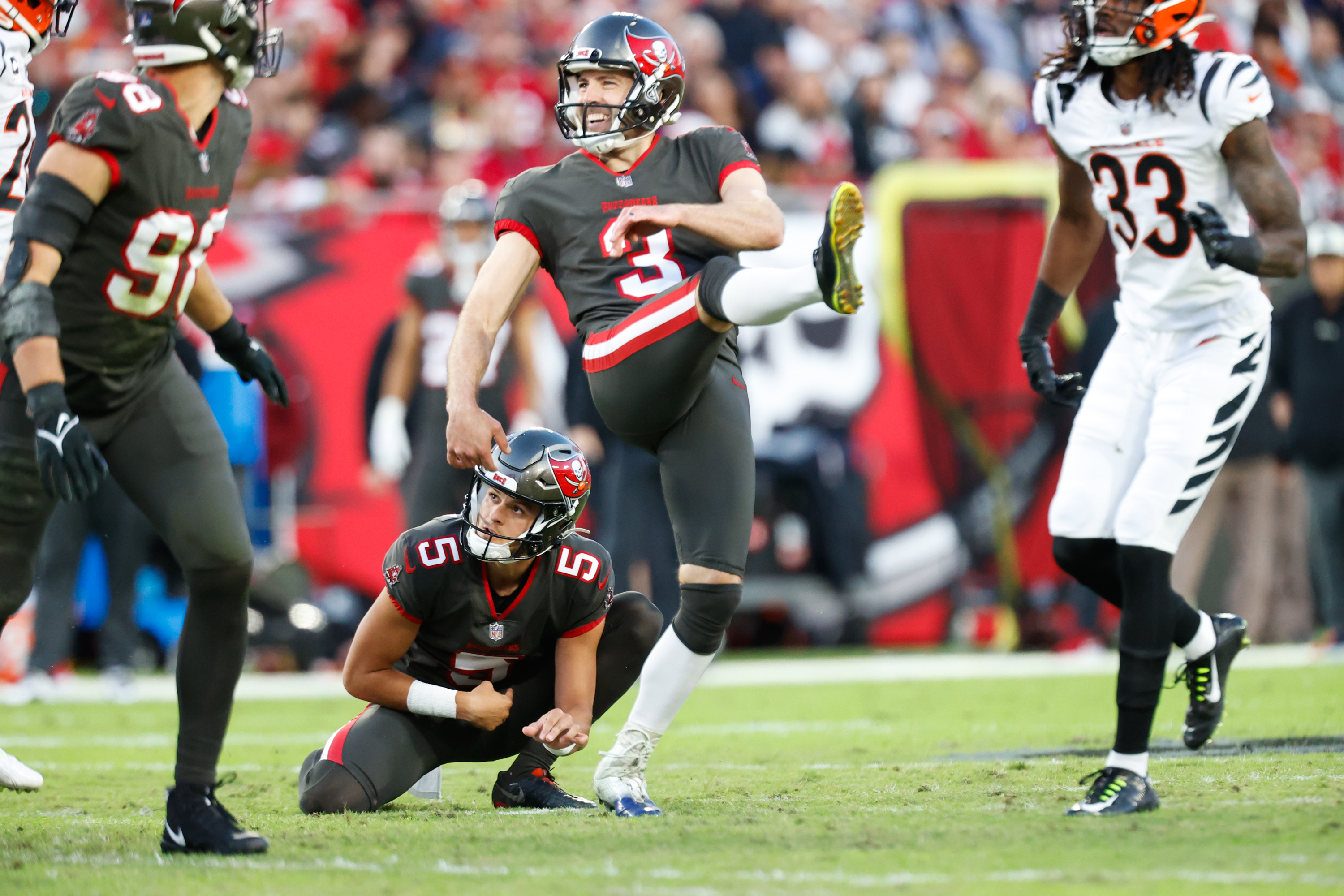 Bucs release kicker Ryan Succop, save $3.75 million, National Sports